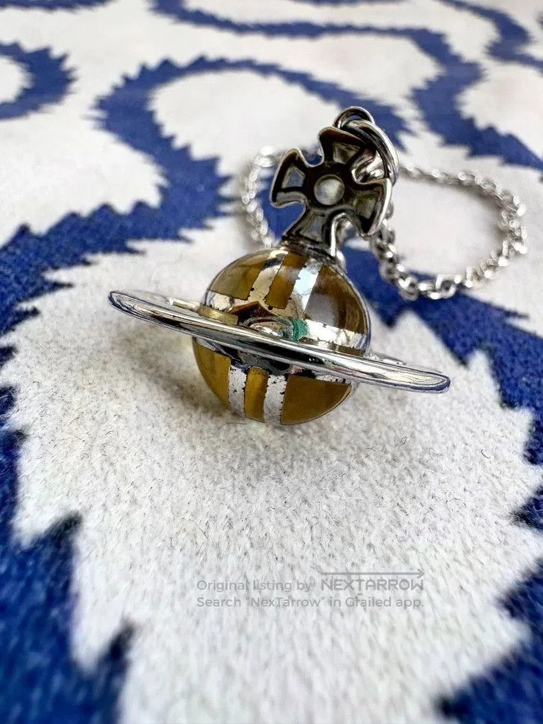 Vivienne Westwood Vivienne Westwood Vintage Orb Bracelet. Size ONE SIZE - 2 Thumbnail