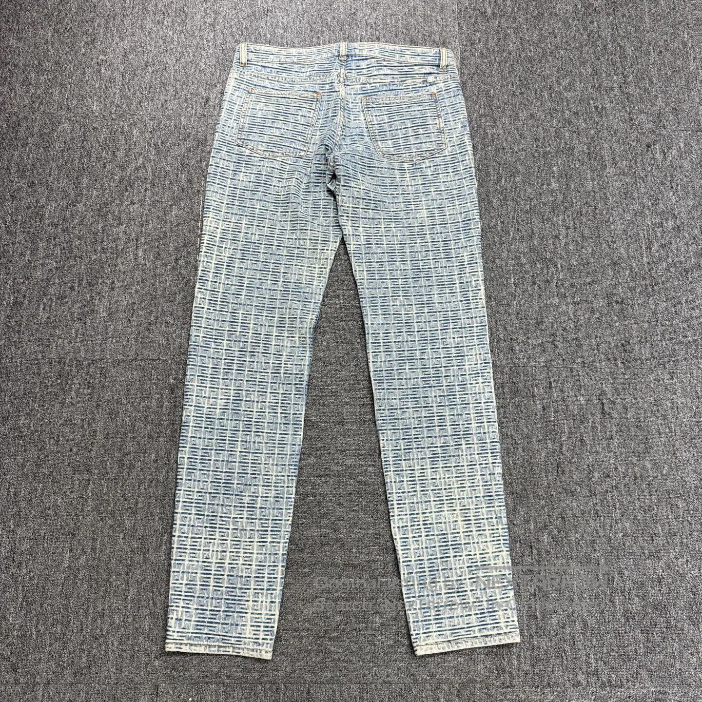Givenchy Givenchy 4G Old-Fashioned Full-Print jeans| Size US 34 / EU 50 - 2 Thumbnail