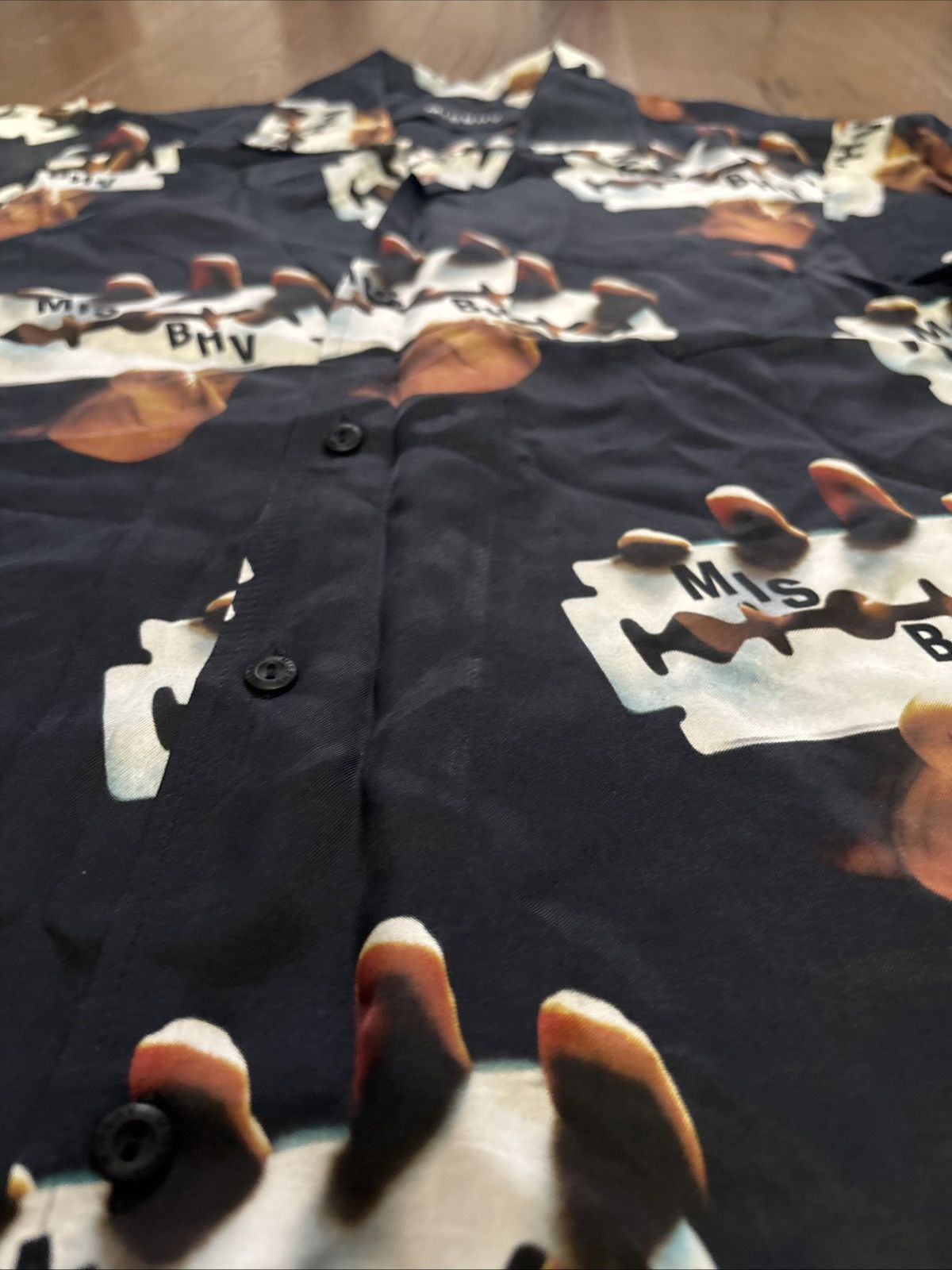 Misbhv MISBHV Razor Blade SS2019 Size Small Size US S / EU 44-46 / 1 - 3 Thumbnail
