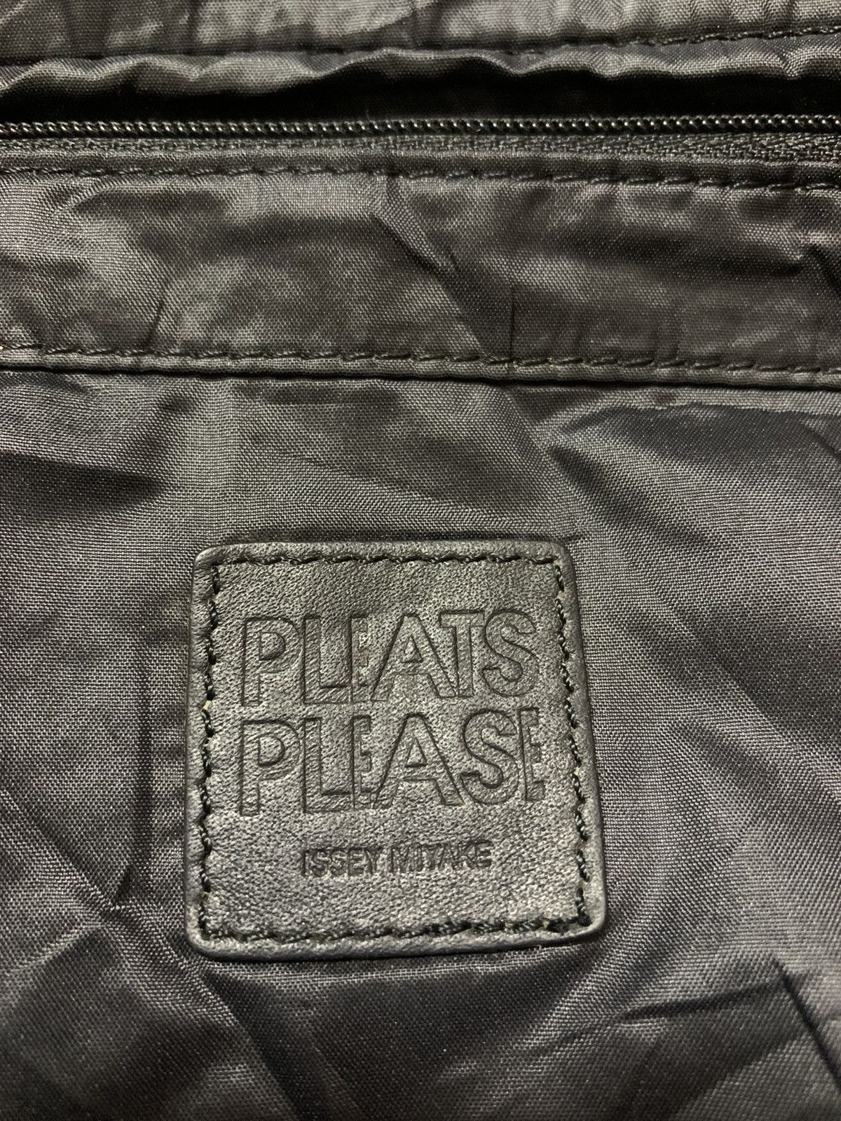 Homme Plisse Issey Miyake PLEATS PLEASE Issey Miyake Mini Backpack Size ONE SIZE - 13 Thumbnail