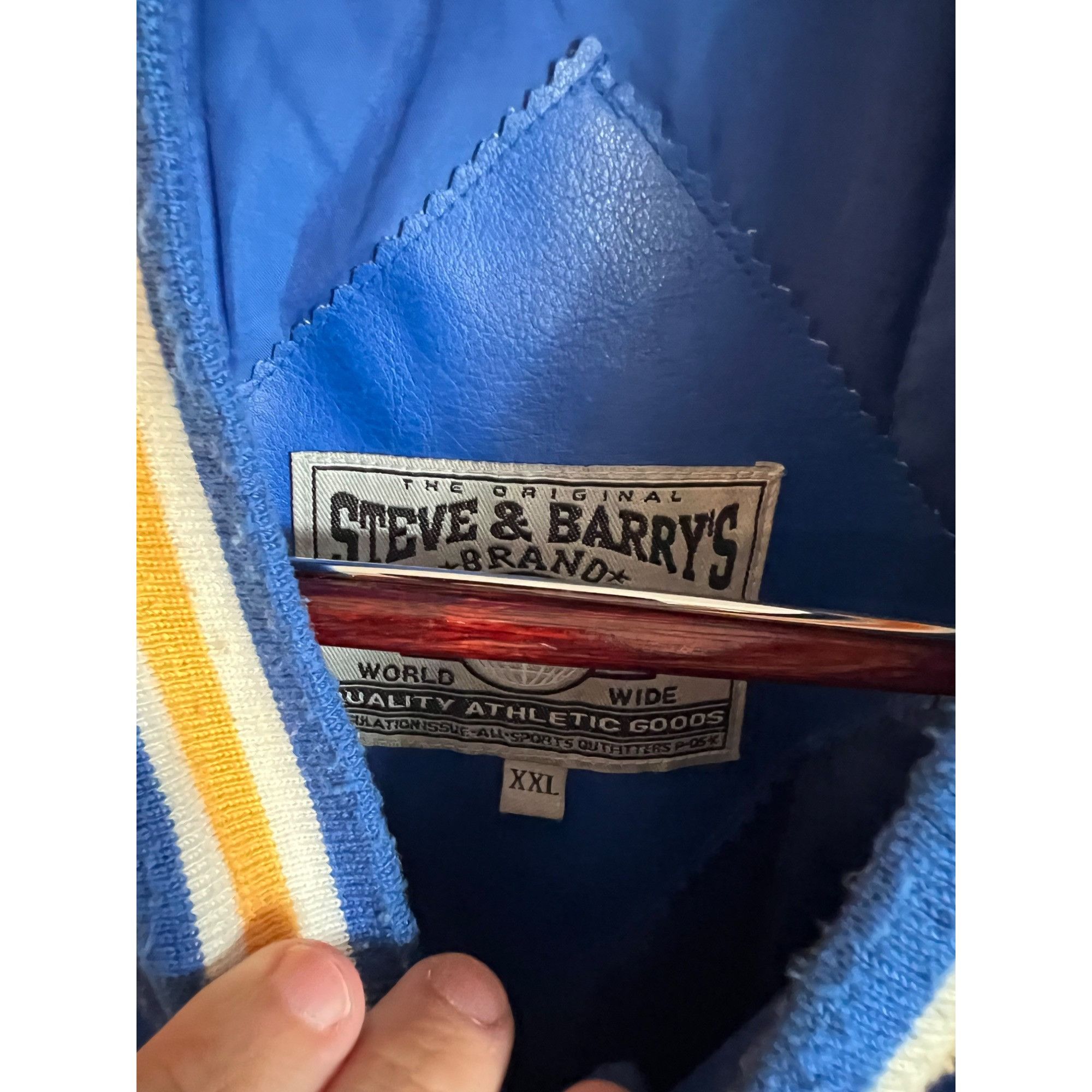 Steve And Barrys Vintage Steve & Barrys Air Force Falcons Mens Jacket - Size Size US XXL / EU 58 / 5 - 4 Thumbnail