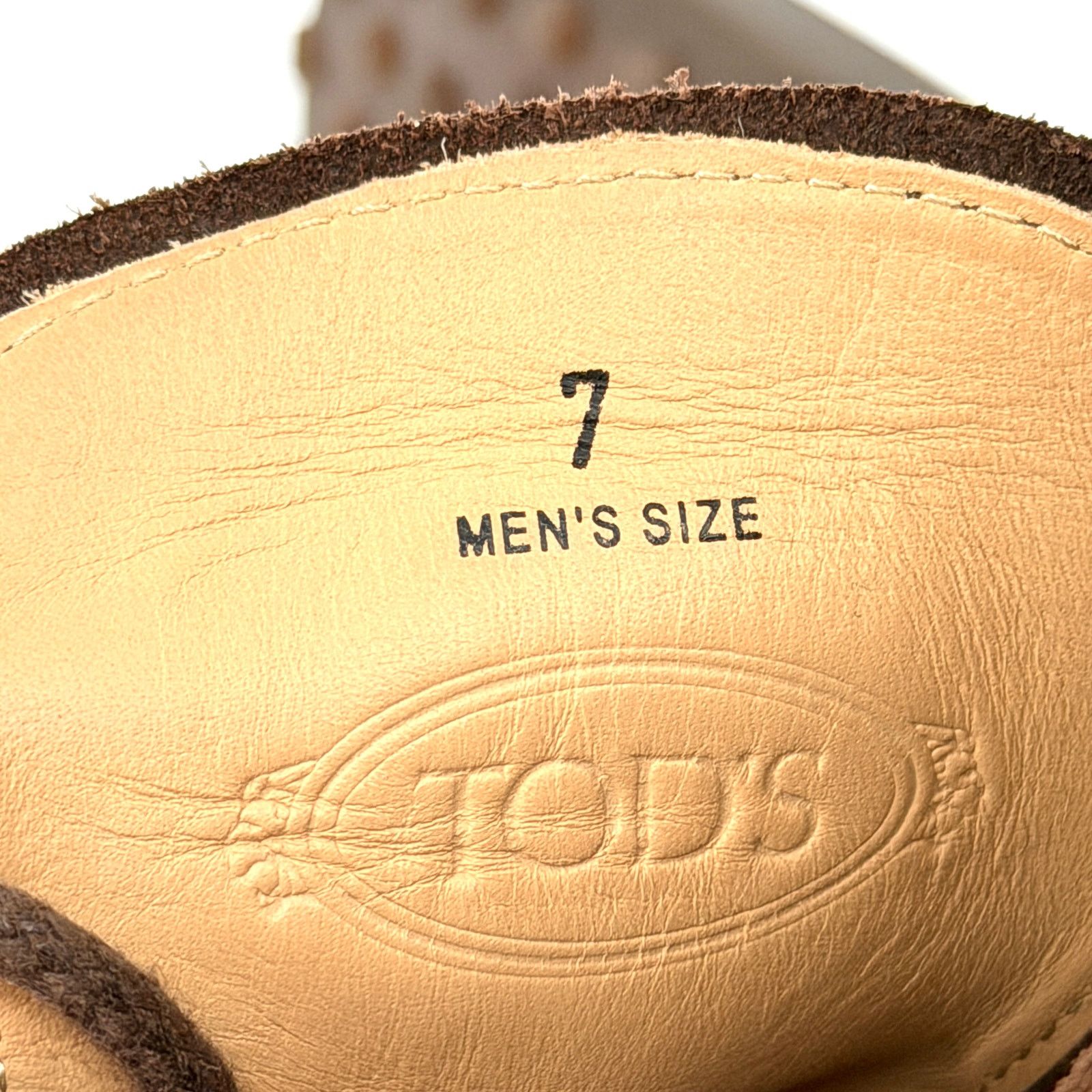 Tod's Tod’s Brown Suede Gommino Pebble Sole Chukka Desert Boots Size US 7 / EU 40 - 8 Thumbnail