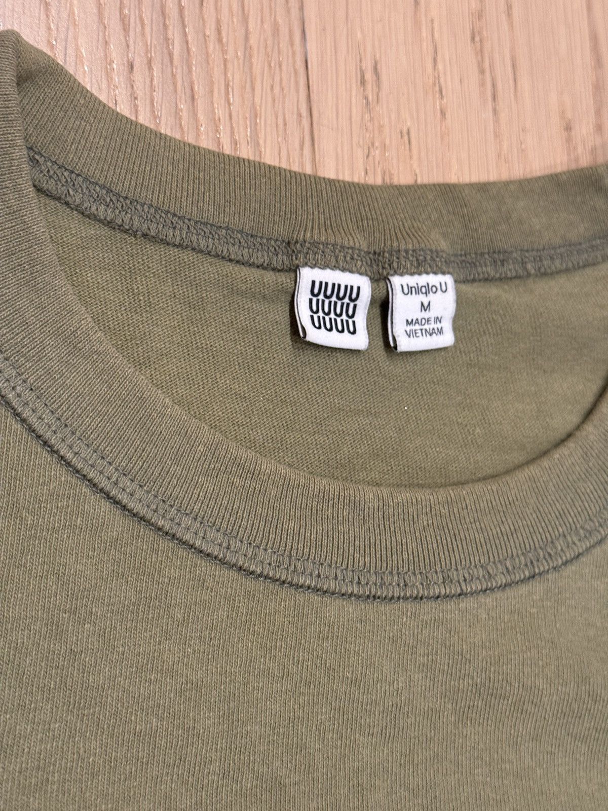 Uniqlo Uniqlo U Basic Light Green T Shirt Size US M / EU 48-50 / 2 - 3 Thumbnail