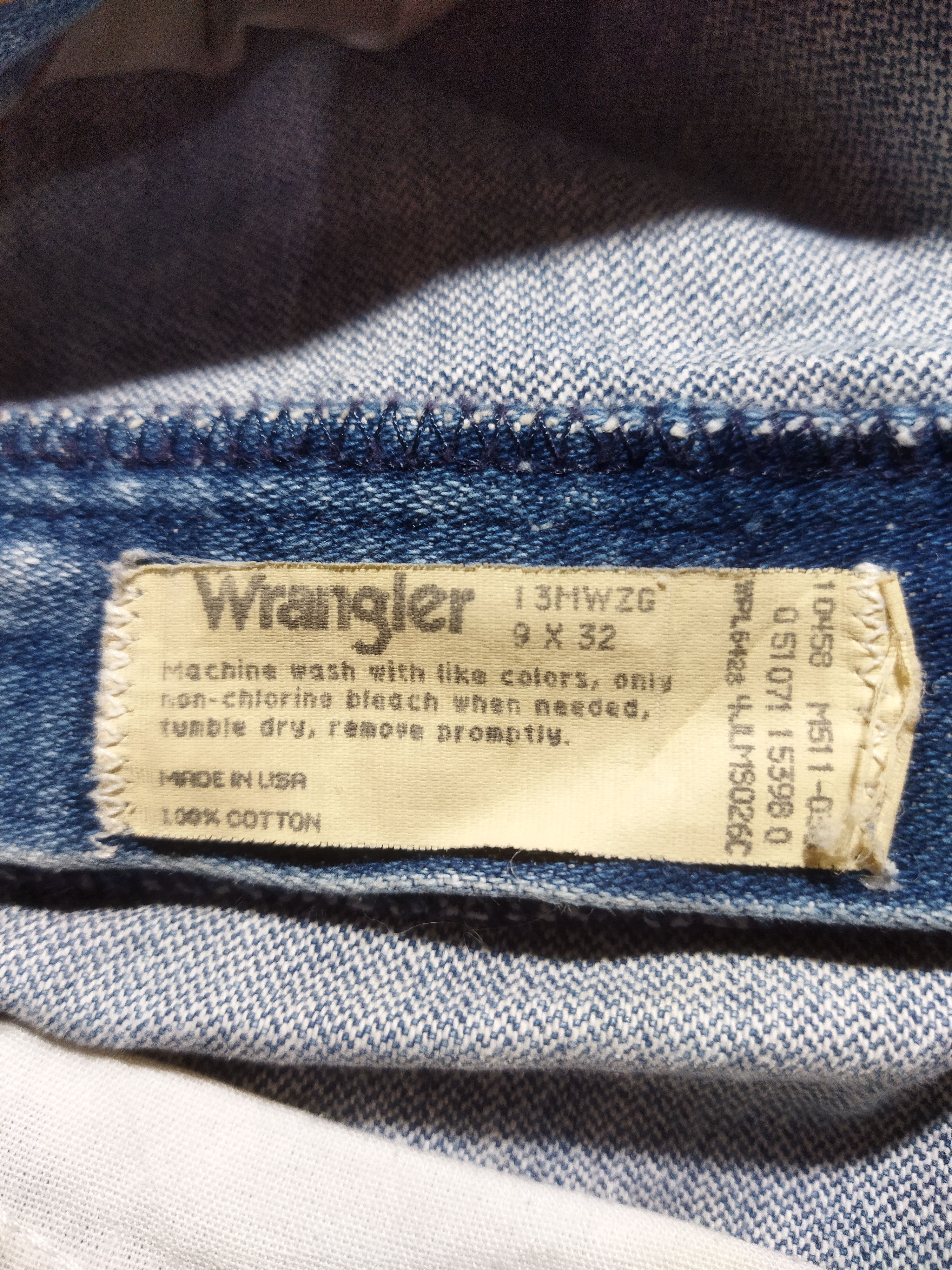 Wrangler VINTAGE WRANGLER DISTRESSED FADED BLUE JEANS PANTS Size US 27 - 11 Thumbnail