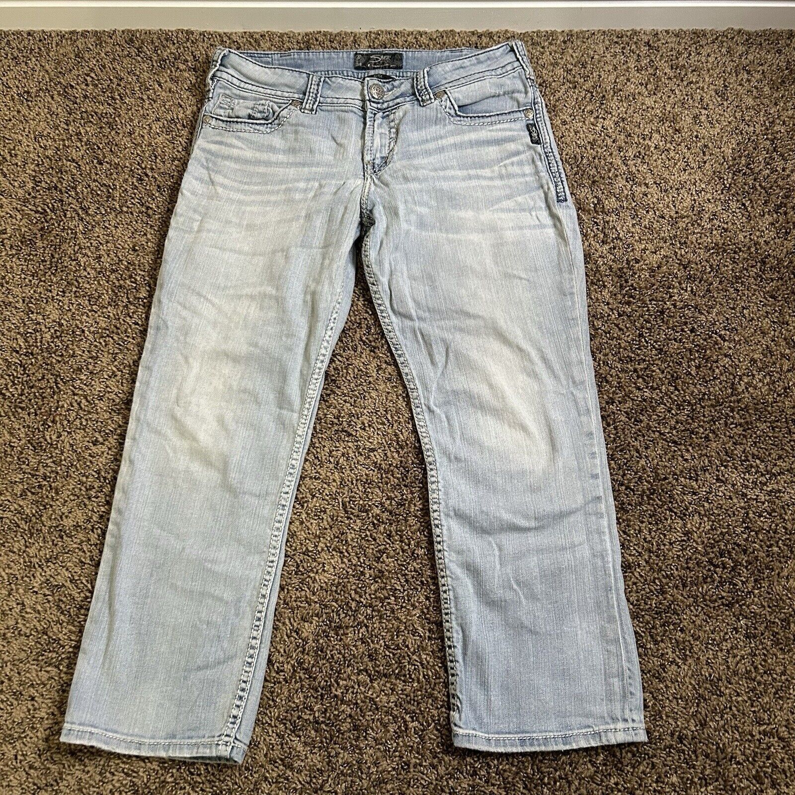 Silver Jeans Co. Y2k Silver Suki Capri Light Wash Jeans Size W30 Size 30" / US 8 / IT 44 - 1 Thumbnail