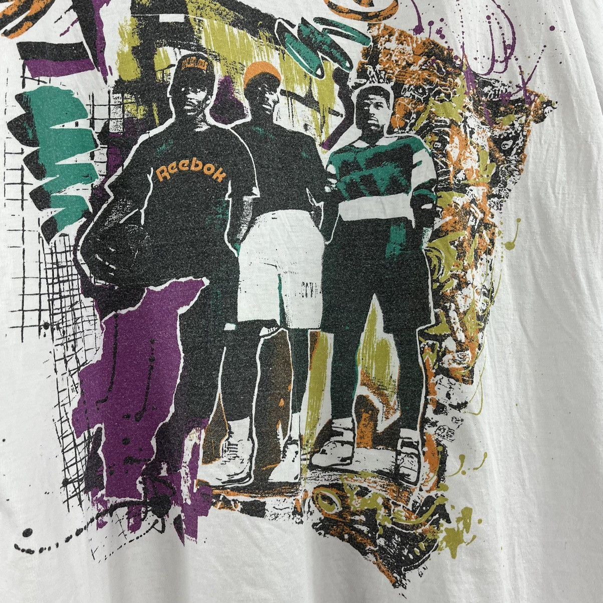 Reebok Vintage Reebok Tee Play Y2K Big Logo White Size XL Size US XL / EU 56 / 4 - 4 Thumbnail