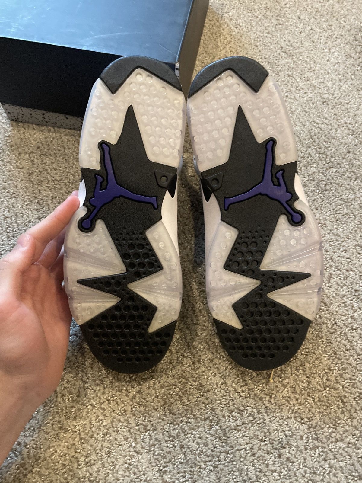 Jordan Brand × Nike Jordan 6 nostalgia flight Size US 7.5 / EU 40-41 - 6 Thumbnail