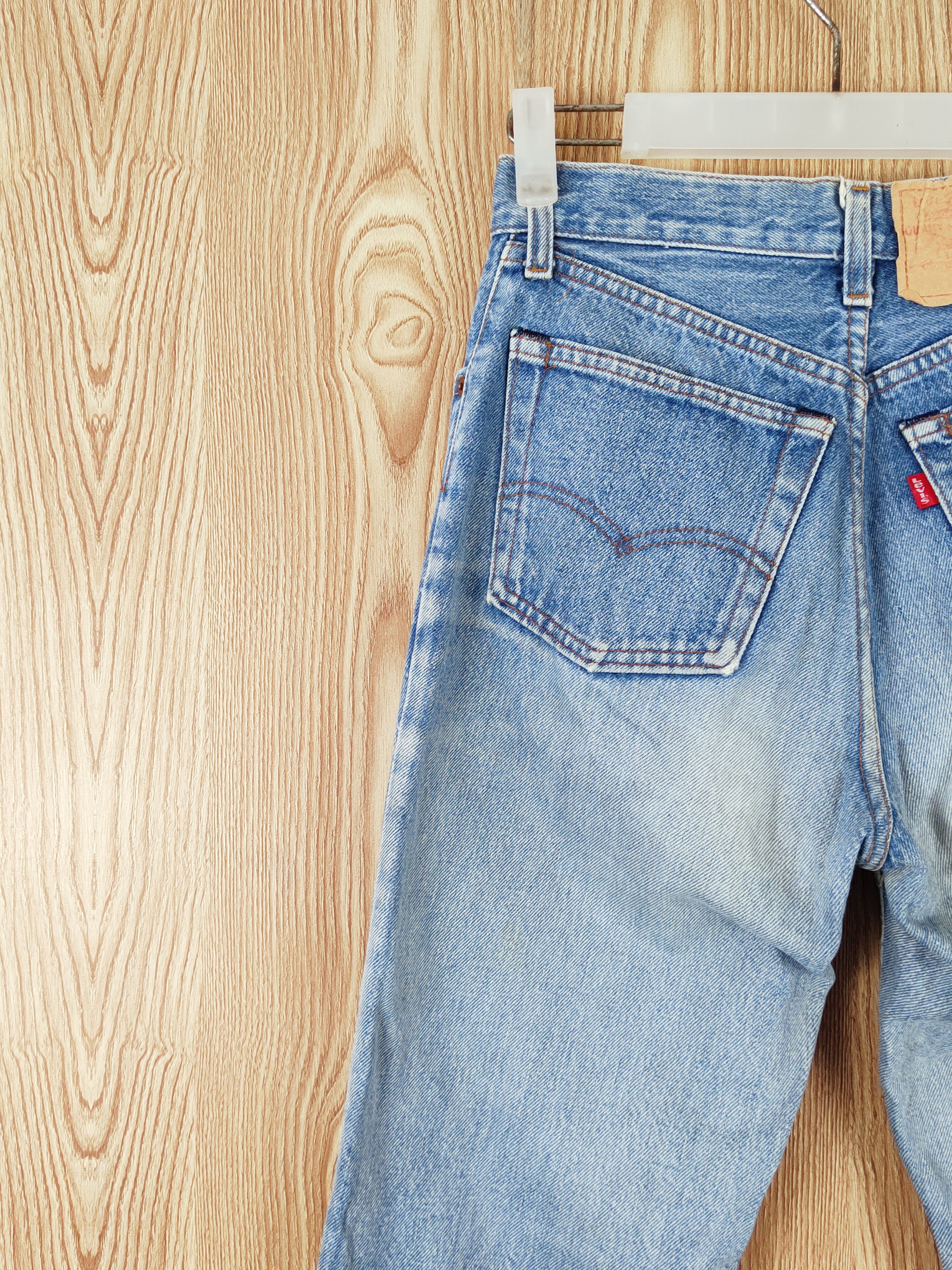 Japanese Brand Levi's Blue Distressed Ripped denim Jeans #W803 Size US 26 / EU 42 - 9 Thumbnail