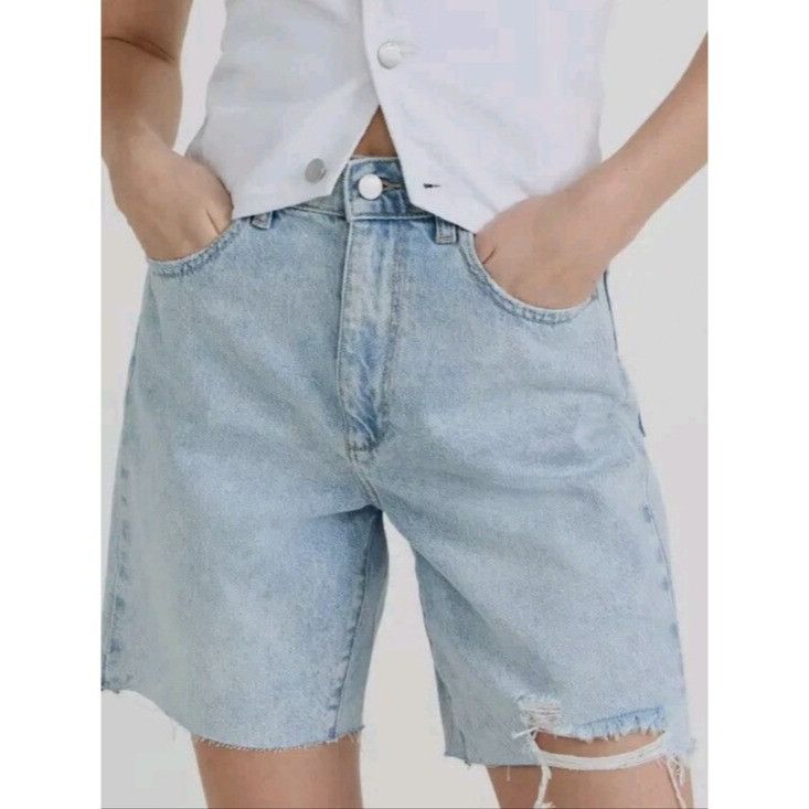 DL1961 DL1961 Emilie High Rise Cut-off Jean Shorts - Light Wash Size 25" / US 0 / IT 36 - 1 Thumbnail