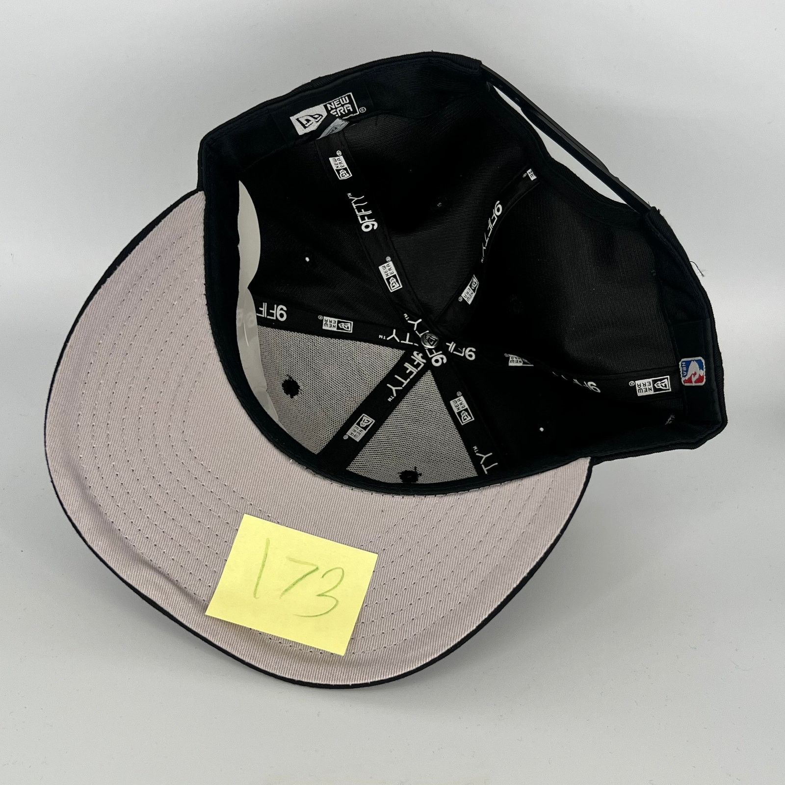New Era Black Chicago Bulls Logo Side Patch New Era NBA 9Fifty Hat Size ONE SIZE - 4 Thumbnail