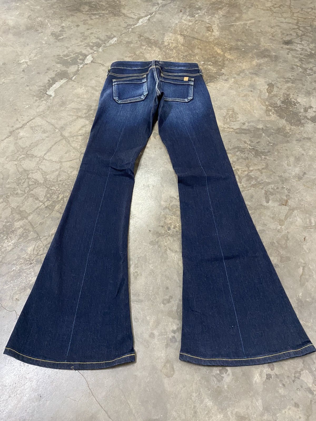 Edwin × If Six Was Nine × Le Grande Bleu (L.G.B.) Super Flare Something Neo Jean Pour Femme p188 Size 26" / US 2 / IT 38 - 2 Thumbnail