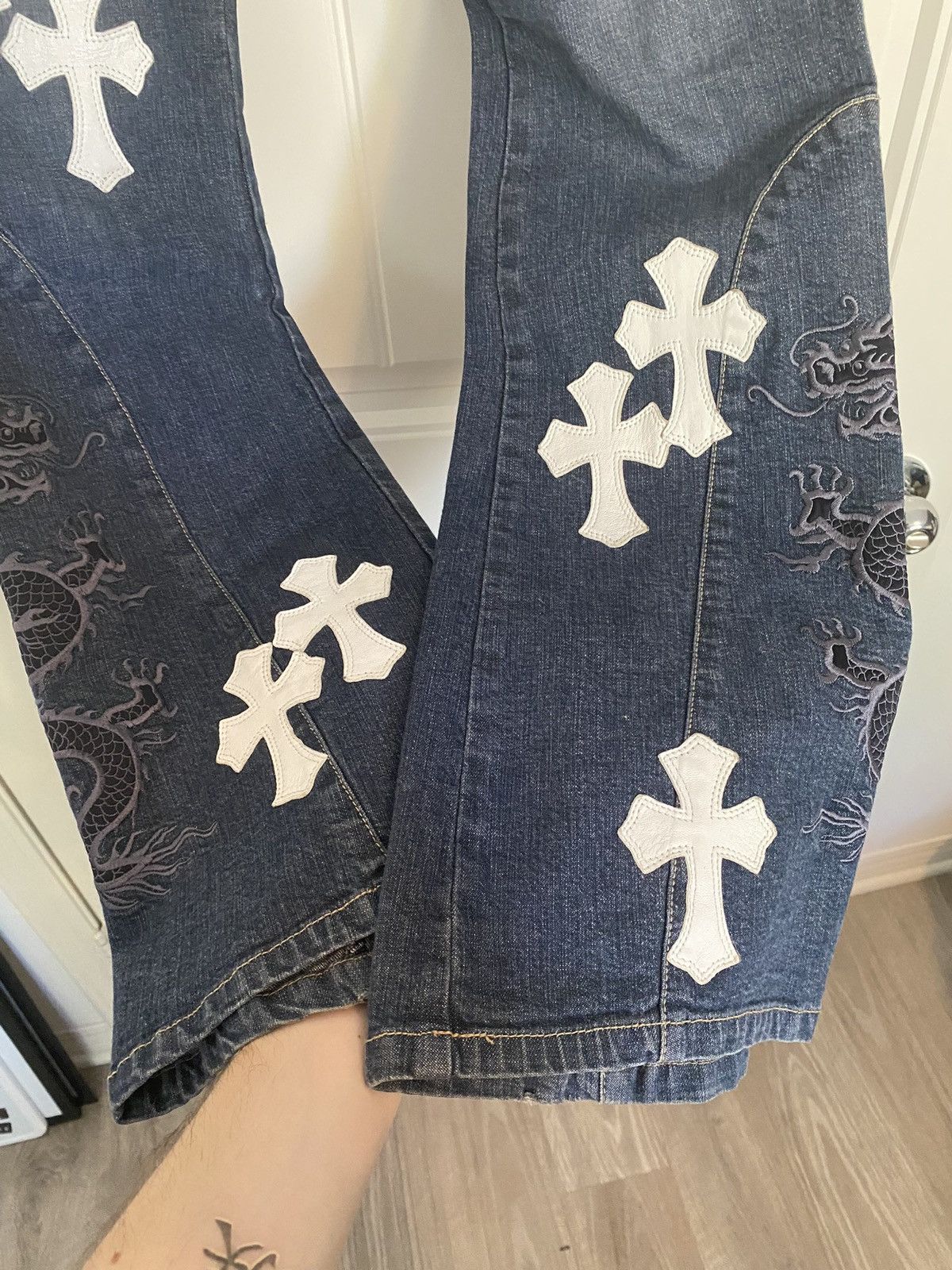Chrome Hearts Chrome Hearts Vintage White Cross Patch Jeans Size US 27 - 9 Thumbnail