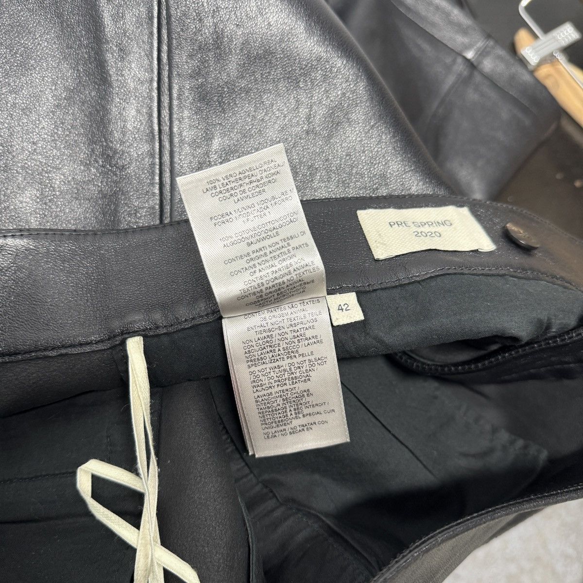 Bottega Veneta Bottega Veneta Pre Spring 2020 Leather Buckle Trouser Pants Size US 34 / EU 50 - 16 Thumbnail