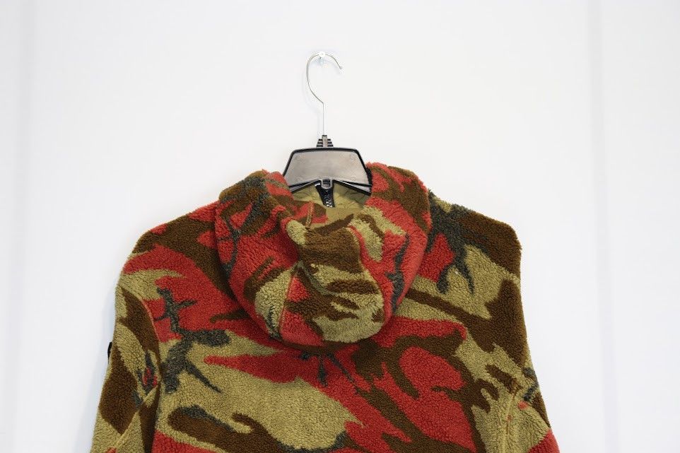 o1rshd1 Camo Fleece 1/4 Zip Pullover in Multicolor