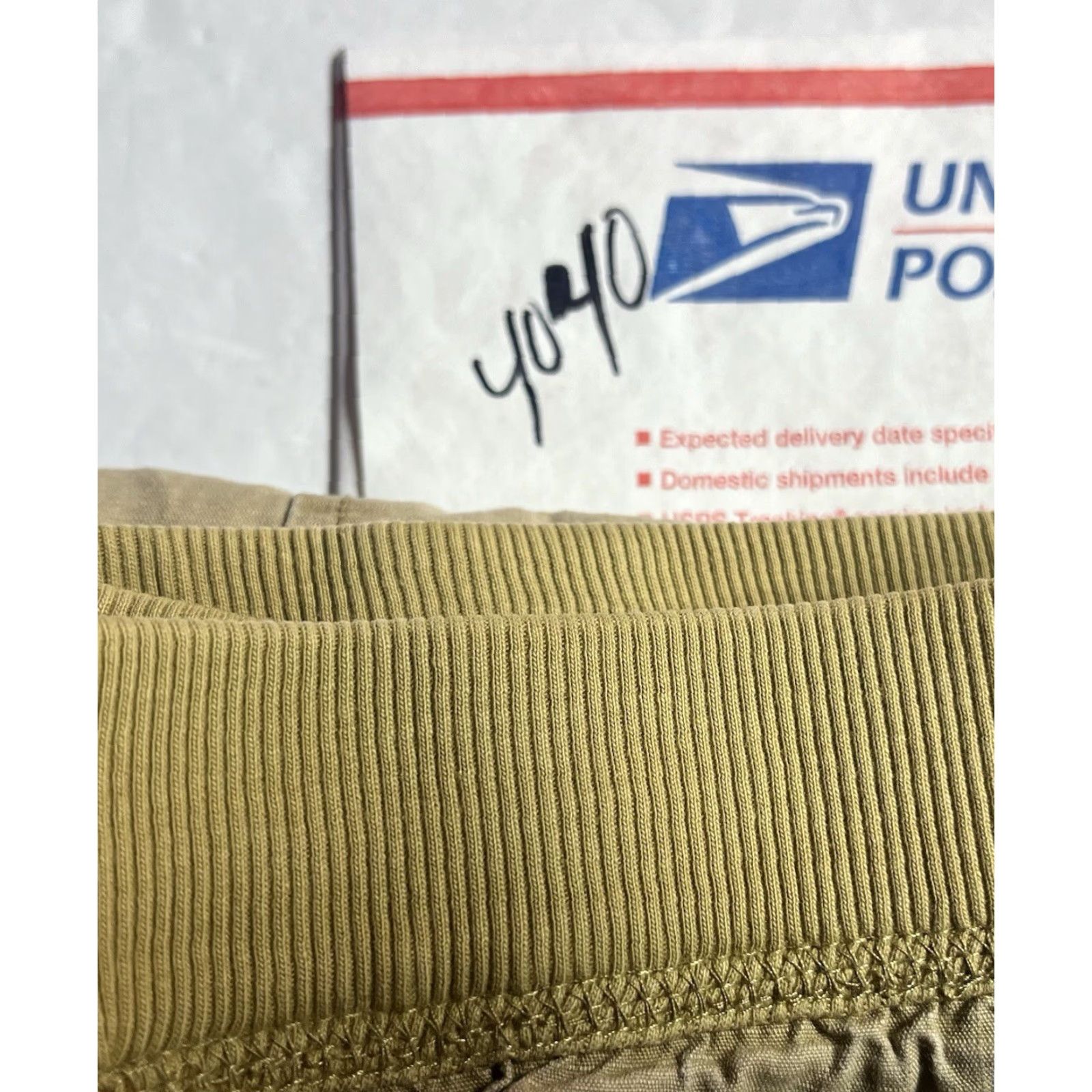 Gap GAP PantsCargo Mens 31/32 Beige Elastic Waist Straight Leg Cotton Cargo Pocket Gap 1969 Front Flat Front Regular Fit Mens Size US 31 - 8 Thumbnail