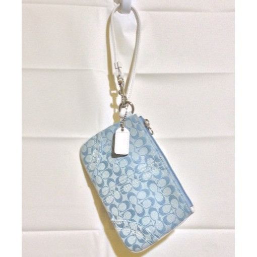 Coach Vintage Blue and white Coach logo wristlet Size ONE SIZE - 1 Thumbnail
