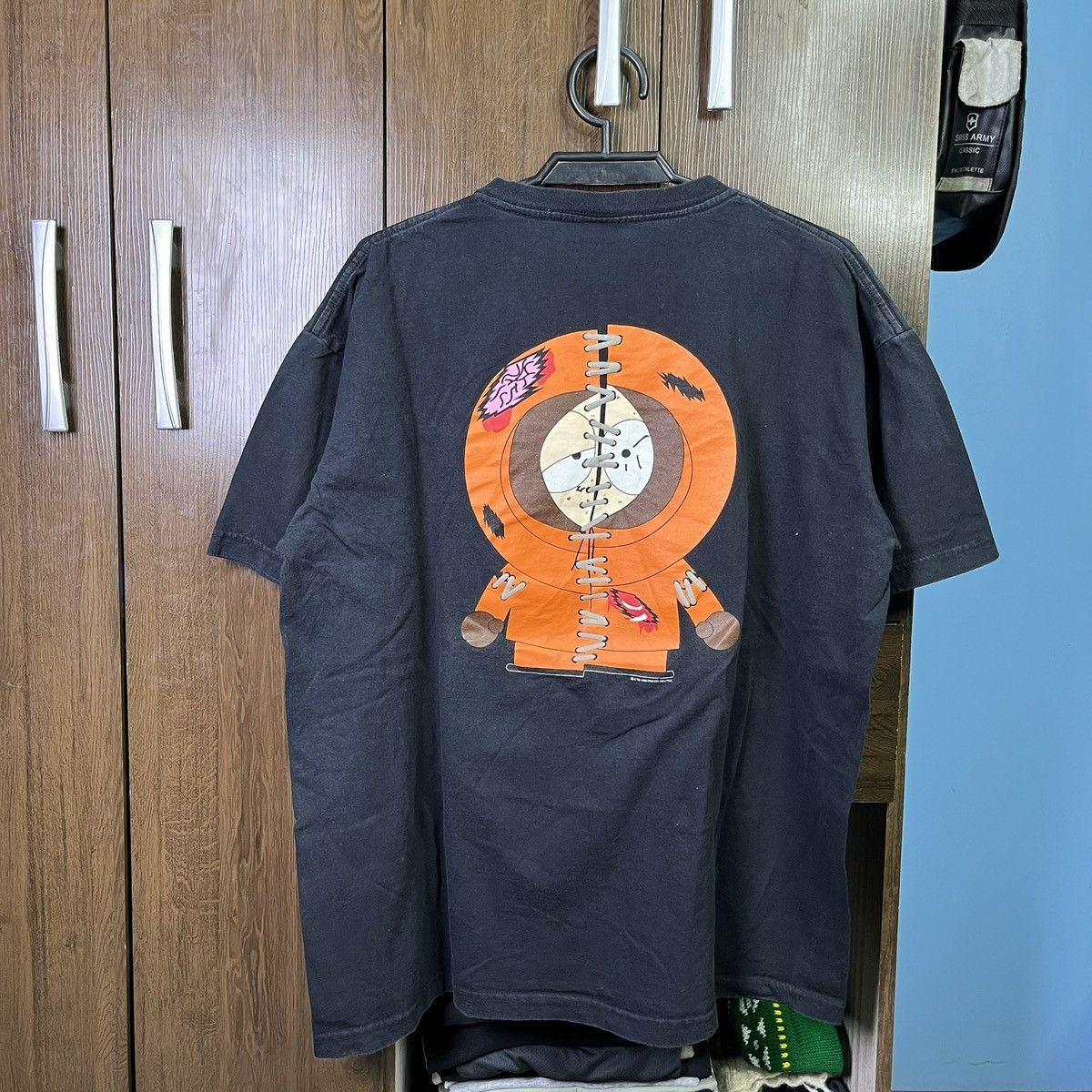 Other South park stanley desantis 90s tee Size US XL / EU 56 / 4 - 1 Thumbnail