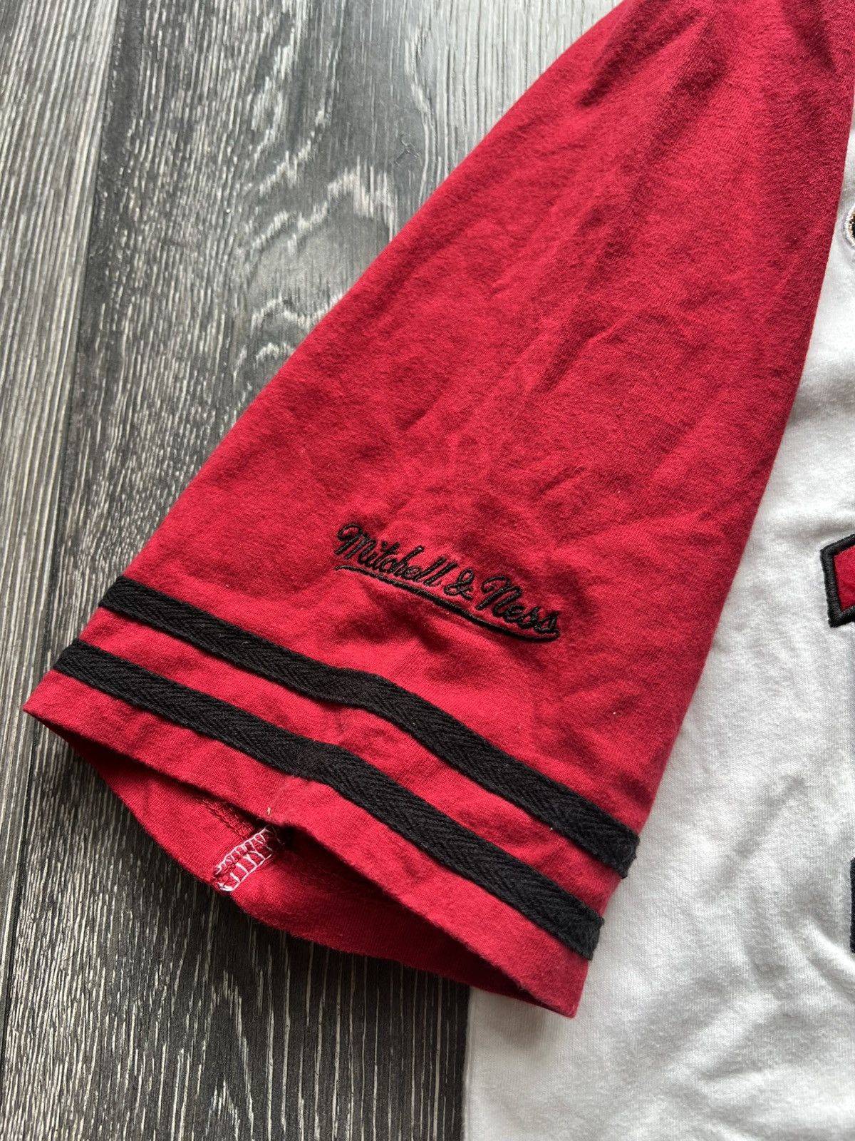 Mitchell & Ness Authentic Shirt Chicago Bulls Size US S / EU 44-46 / 1 - 5 Thumbnail