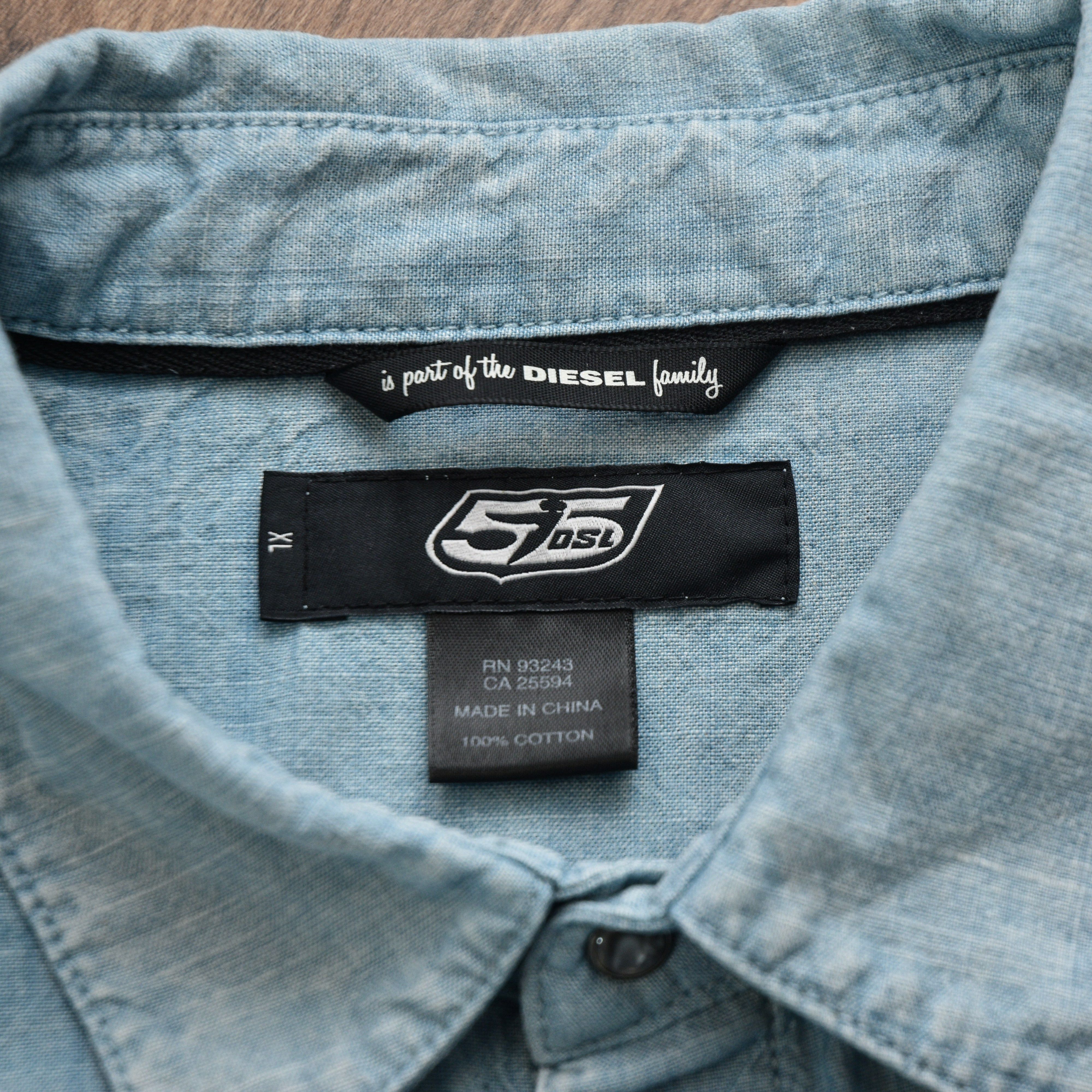55DSL 90s 55 DSL distressed Diesel Very Rare Faded Denim Shirt Size US L / EU 52-54 / 3 - 12 Thumbnail