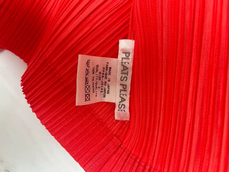 Issey Miyake Issey Miyake size:3 Orange-red pleated jacket Size S / US 4 / IT 40 - 2 Thumbnail