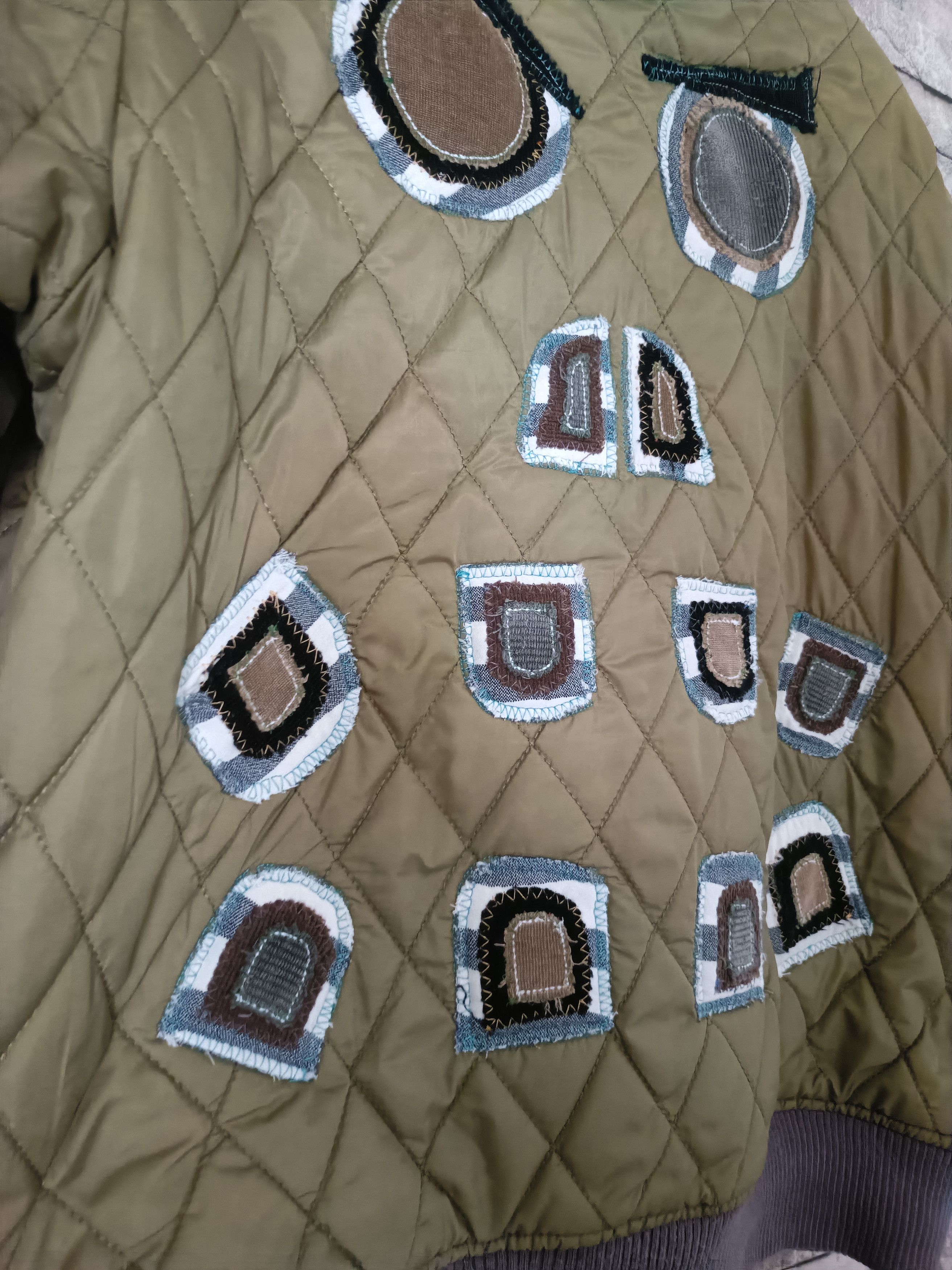 Handmade Vintage reworked patches quilted bomber jacket Size US M / EU 48-50 / 2 - 9 Thumbnail