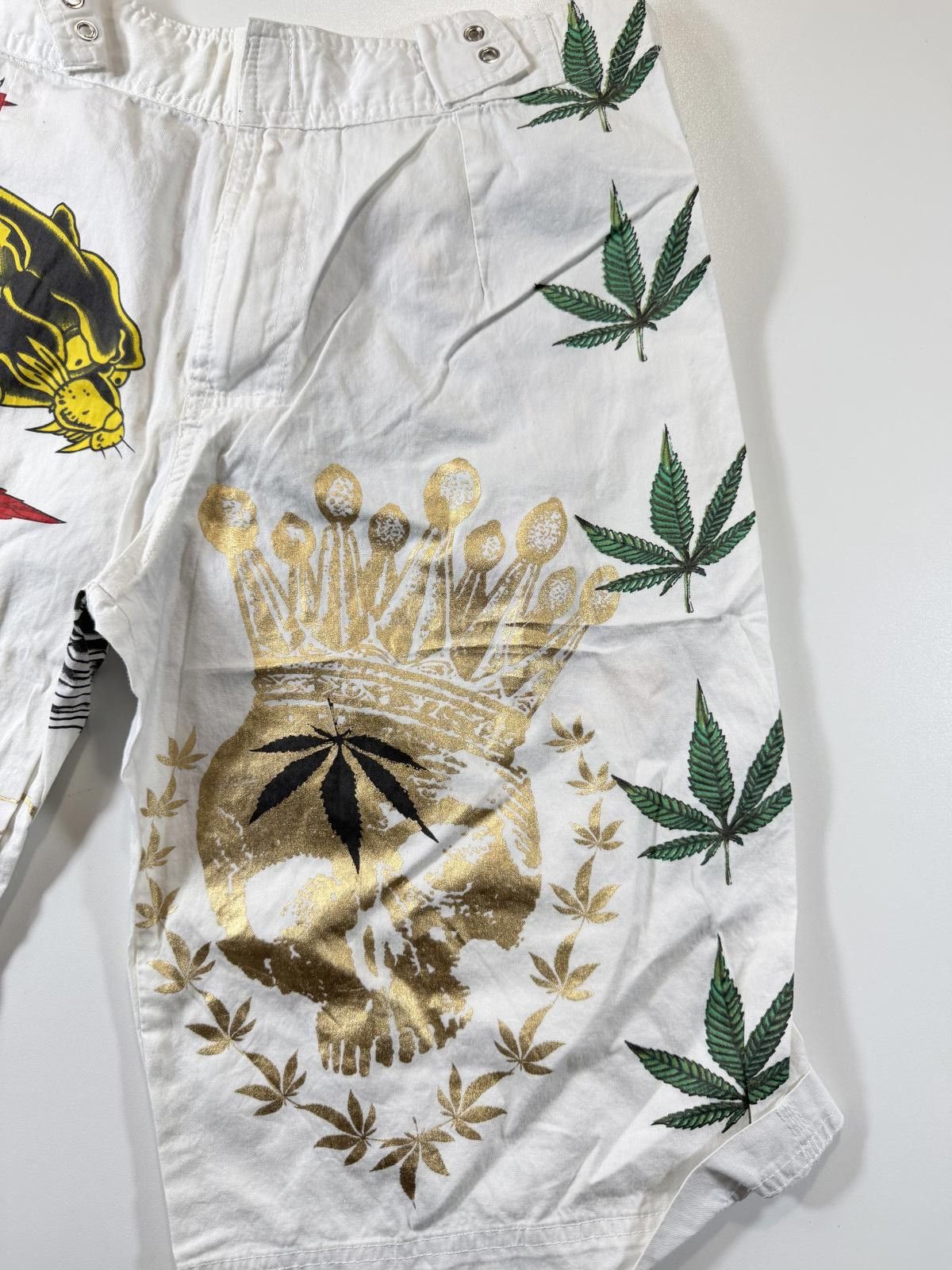 Unknown London Christian Audigier Knee-Length Shorts Panther and Crown M Size US 32 / EU 48 - 2 Thumbnail