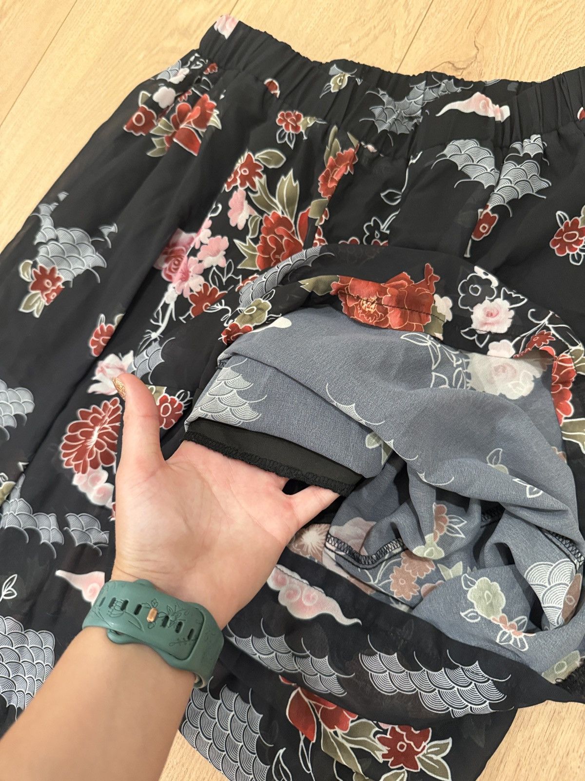 Other Black Floral Wide-Leg Asian Palazzo Semi Sheet Pants Size 32" / US 10 / IT 46 - 5 Thumbnail