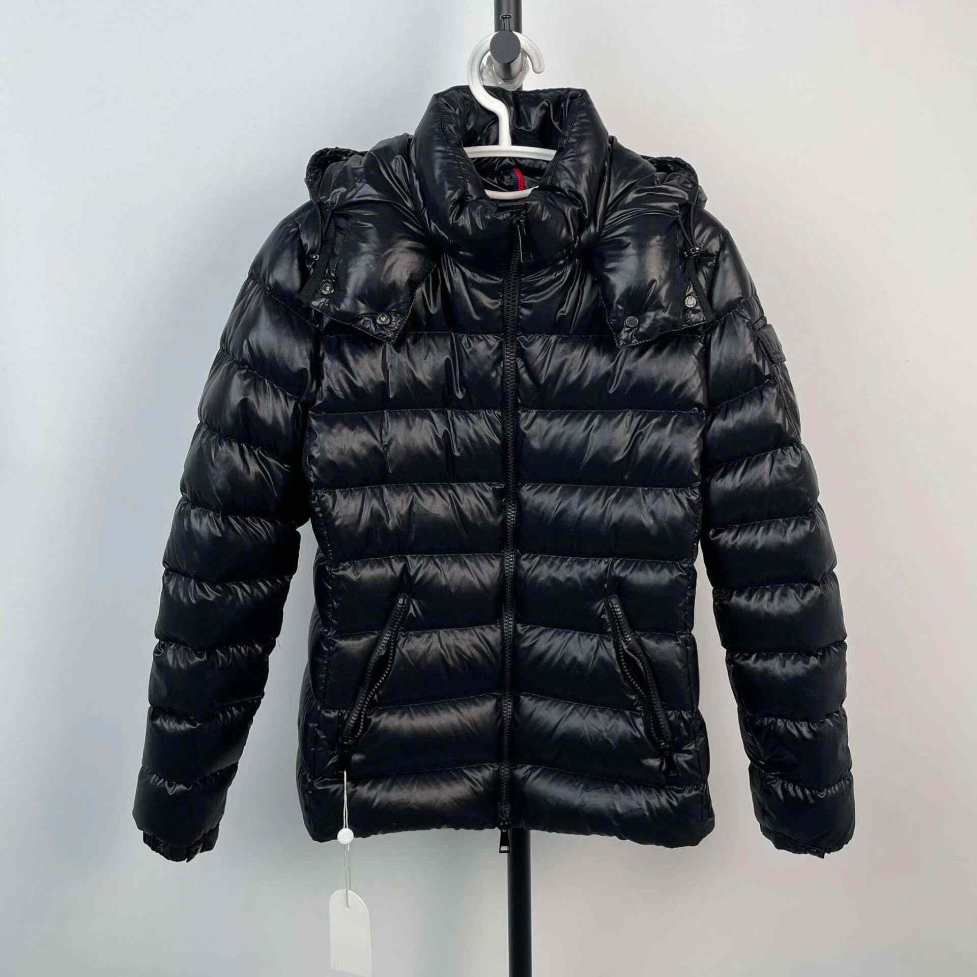 Moncler Moncler Down Black Down Jacket S Women Size S / US 4 / IT 40 - 1 Thumbnail