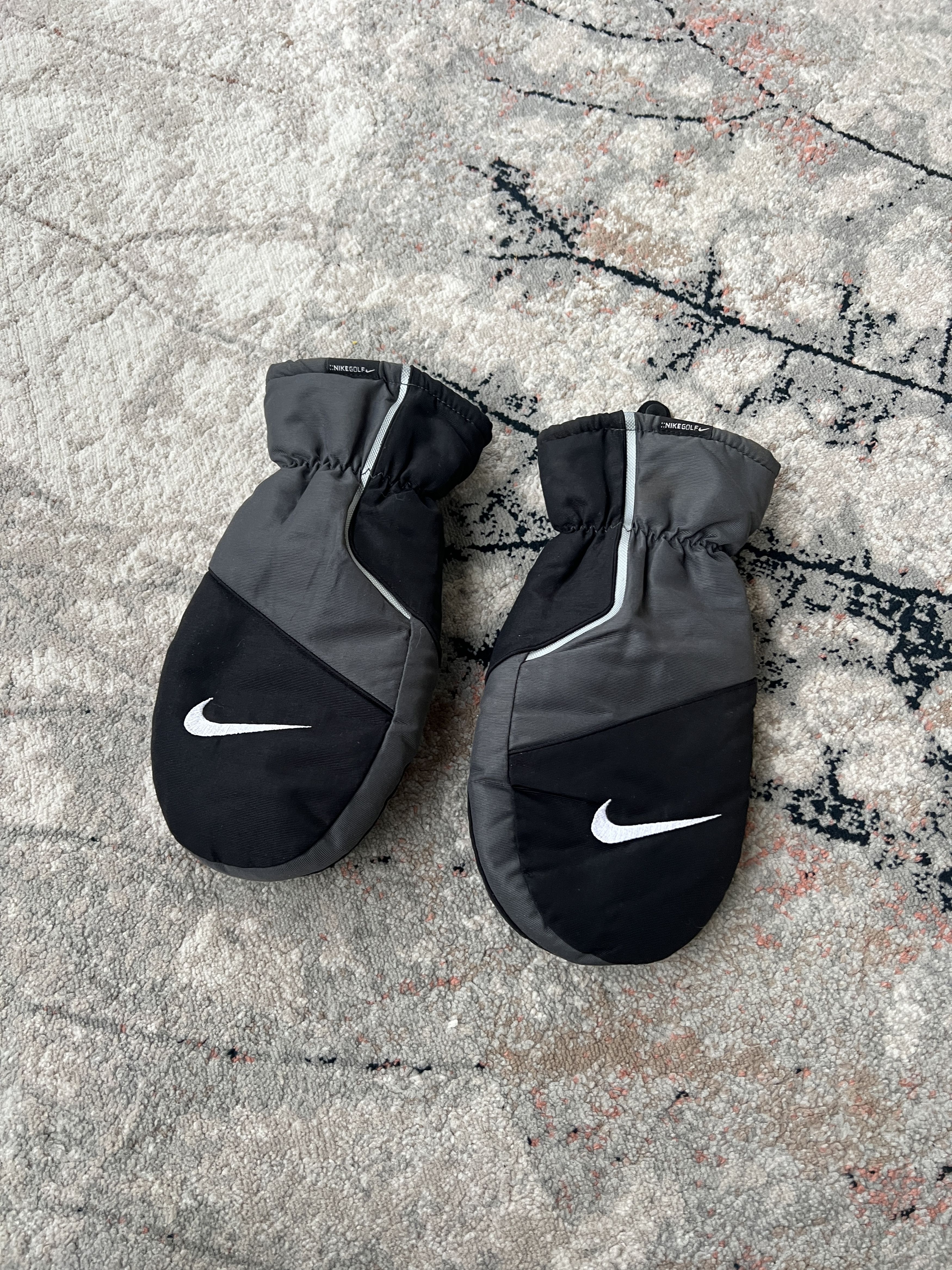 Nike Nike Golf Gloves Size ONE SIZE - 1 Thumbnail