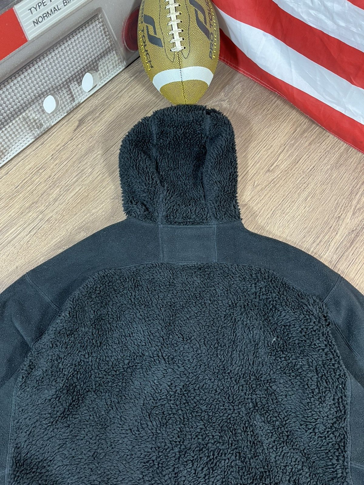 White Mountaineering White Mountaineering Uniqlo Rare Fleece Sherpa Size US M / EU 48-50 / 2 - 13 Thumbnail