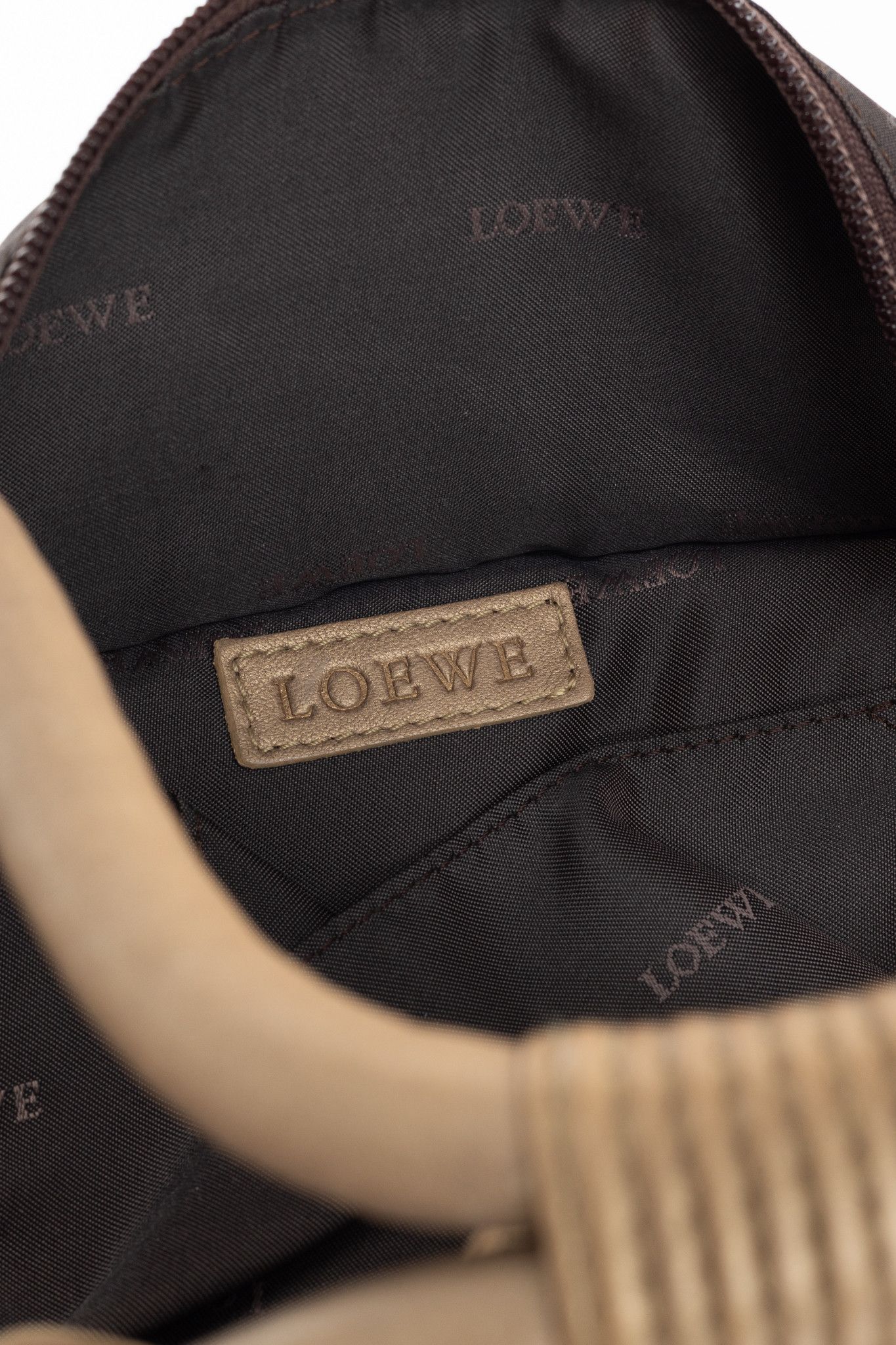 Loewe Loewe Nappa Aire Metallic Gold Sheep Skin Anagram Handbag Size ONE SIZE - 12 Thumbnail