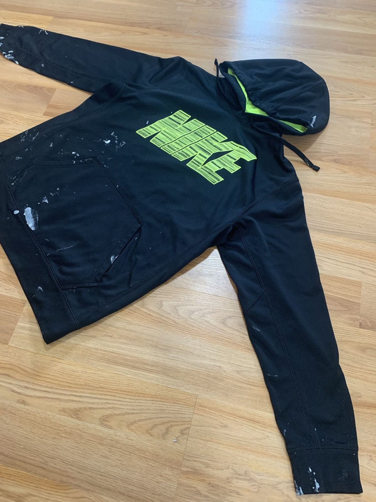 Nike Sz L - Nike Therma-Fit Hoodie Sweatshirt Paint Splatter 2014 Size US L / EU 52-54 / 3 - 4 Thumbnail