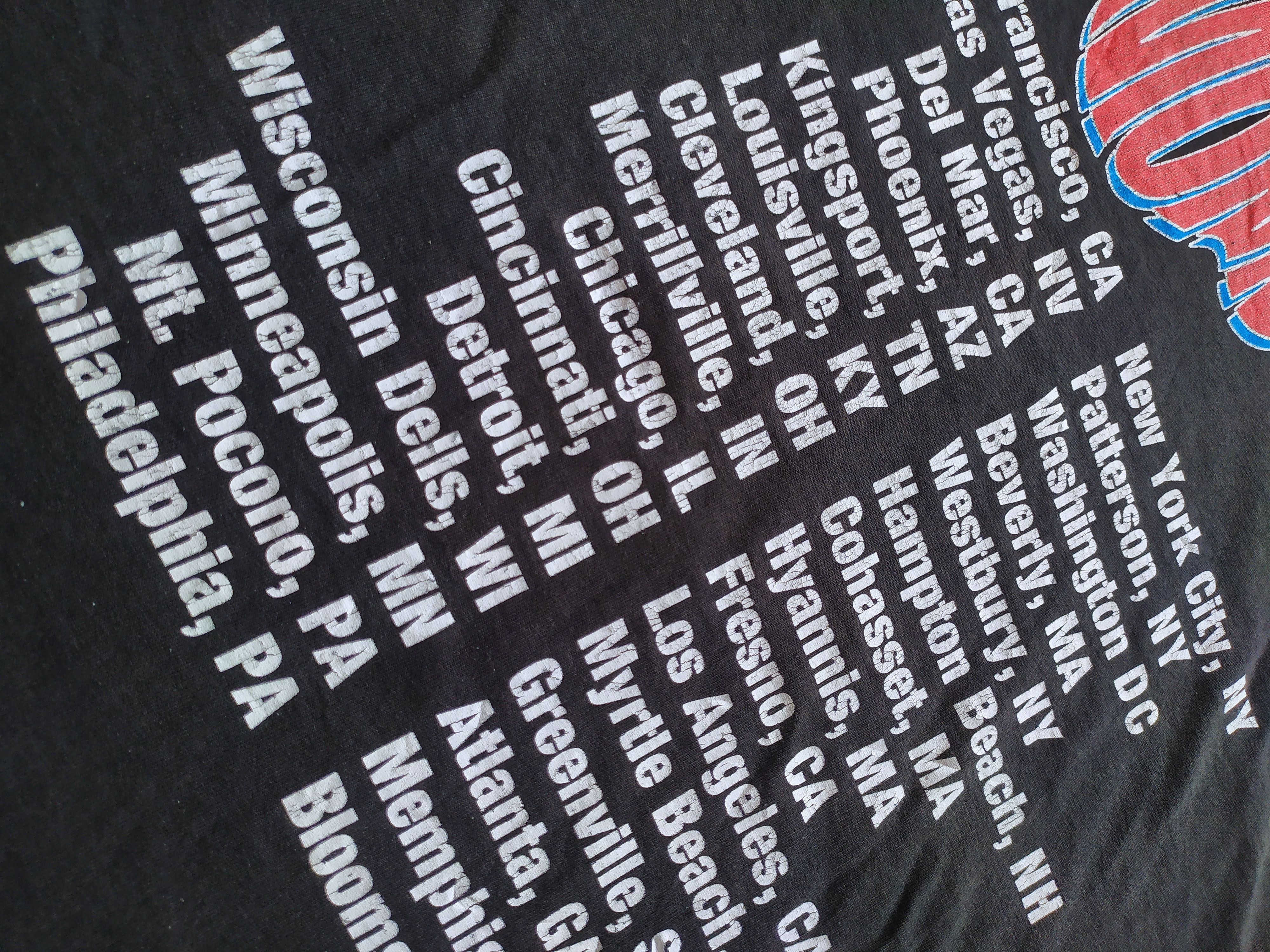 Band Tees × Vintage Vintage The Monkees world Tour 1997 Tees Size US XL / EU 56 / 4 - 8 Thumbnail