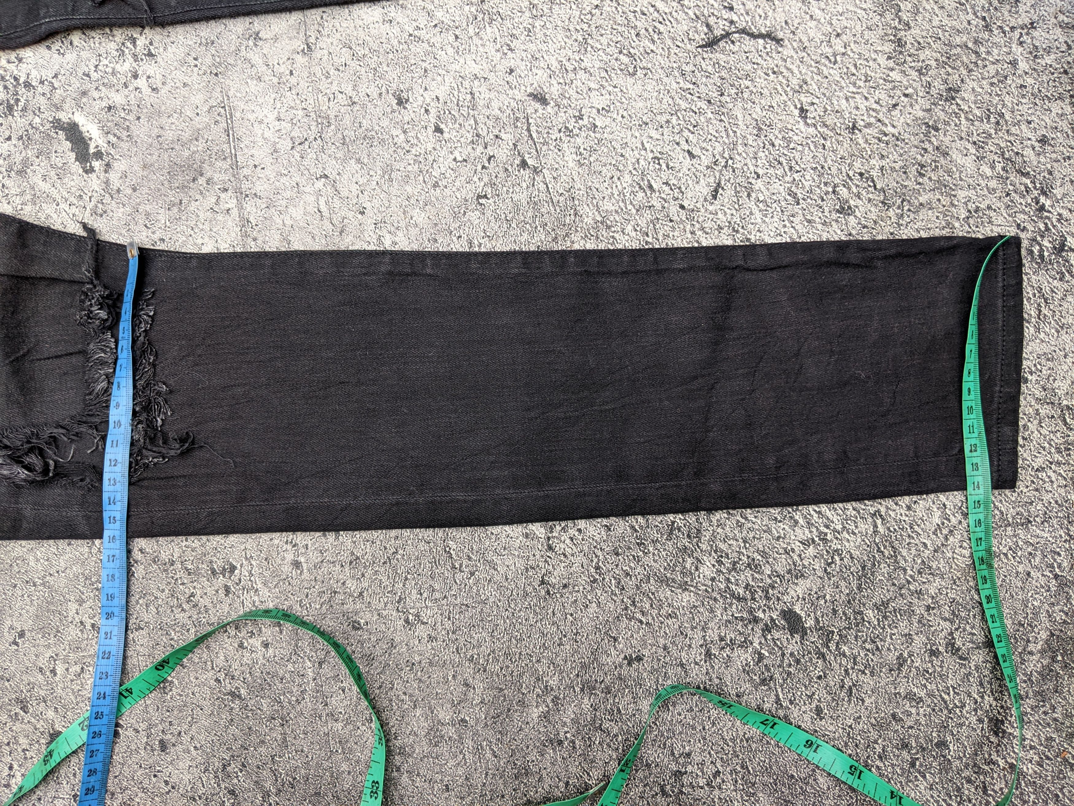Saint Laurent Paris Saint Laurent Distressed Jeans D 01 W/SK - LW Size US 28 / EU 44 - 12 Thumbnail