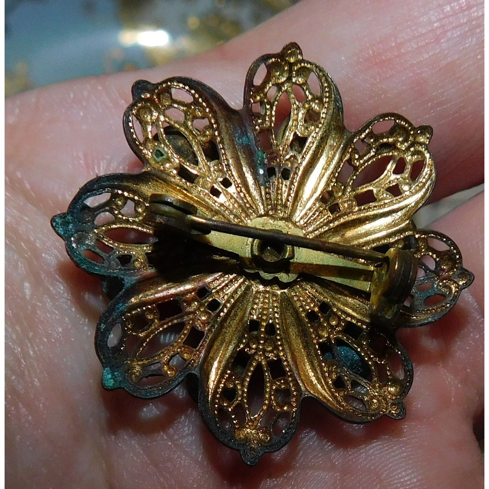 Other Vintage Vampire Floral Filigree Brooch With Red Rhinestones Size ONE SIZE - 3 Thumbnail