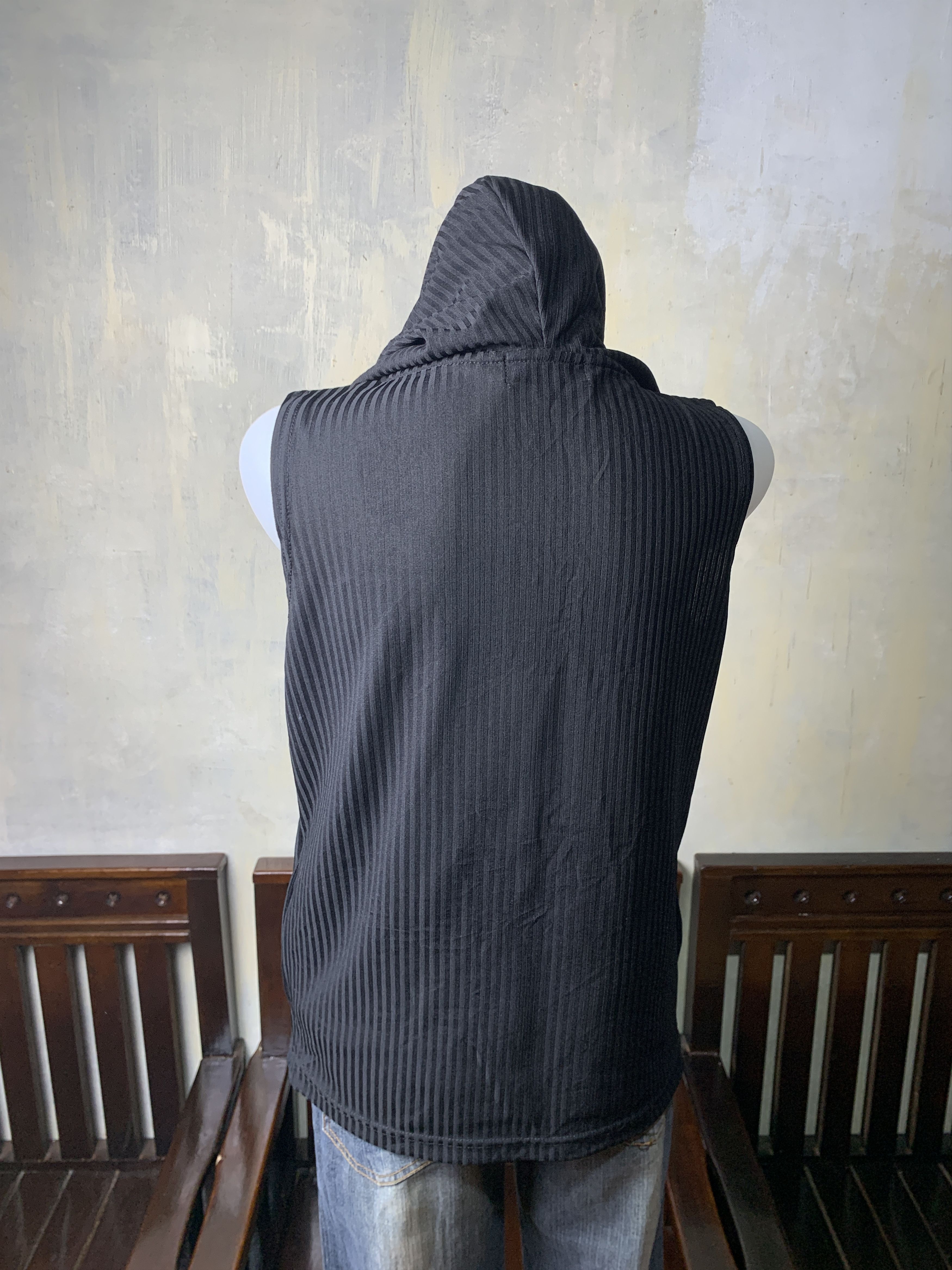 Japanese Brand 2000s Werther Black Cross Poem Skull Hooded Vest (M) Size M / US 6-8 / IT 42-44 - 3 Thumbnail