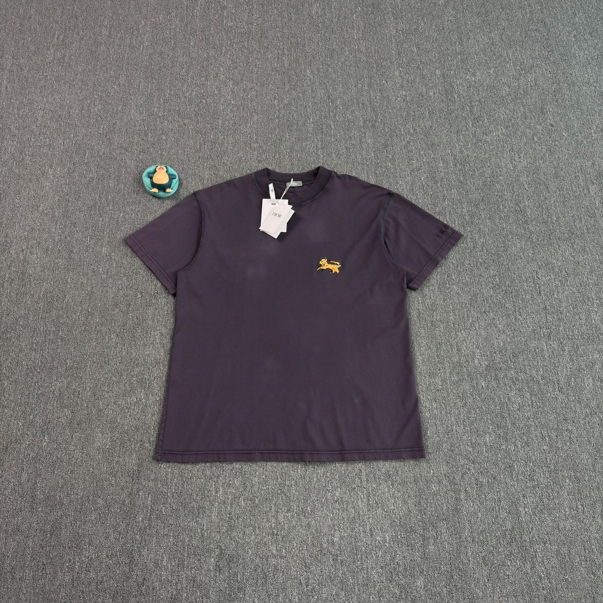 Dior Dior Leopard Embroidery Purple T-Shirt XL Size US XL / EU 56 / 4 - 1 Thumbnail