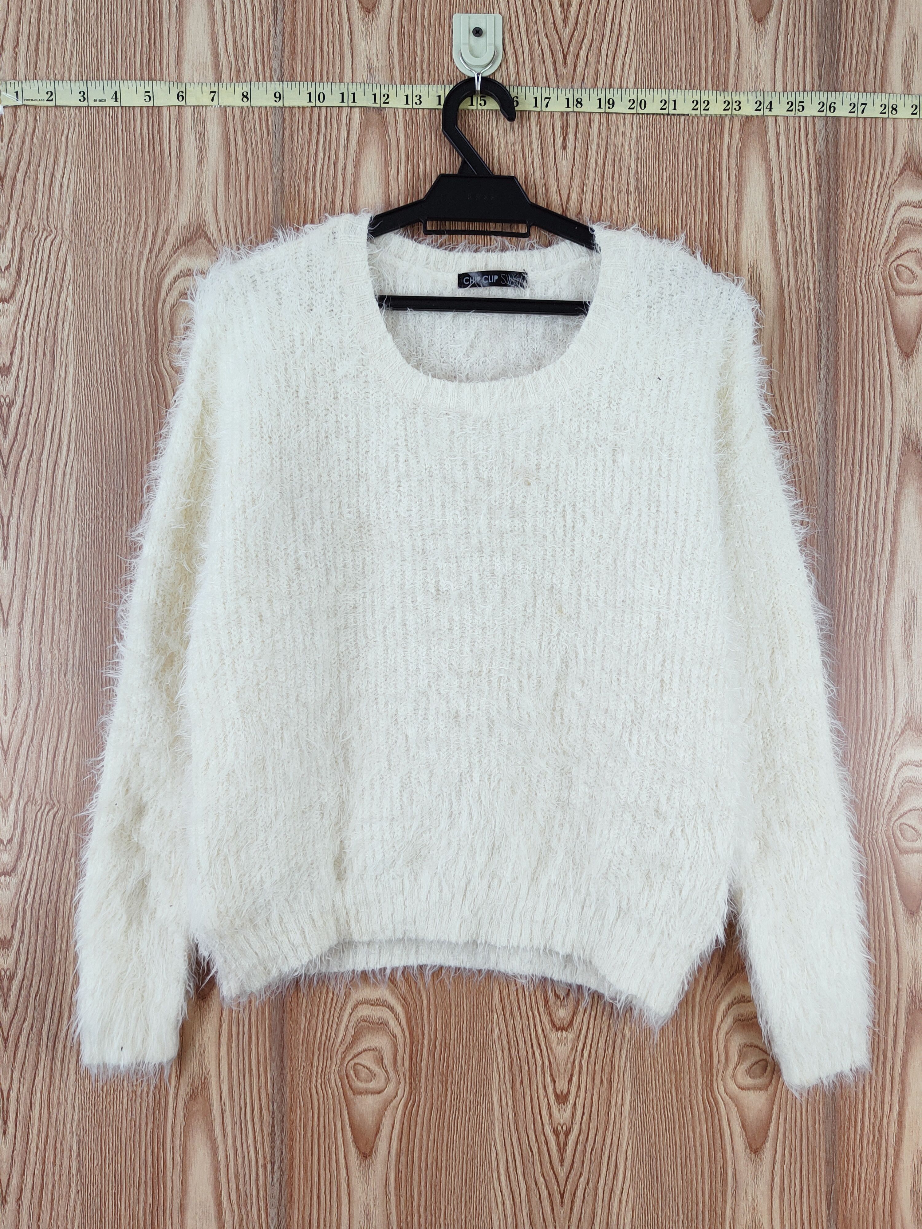 Japanese Brand × Vintage Vintage Design by Chip Clip Sweet Ivory Fur Mohair Knitwear Size L / US 10 / IT 46 - 1 Thumbnail