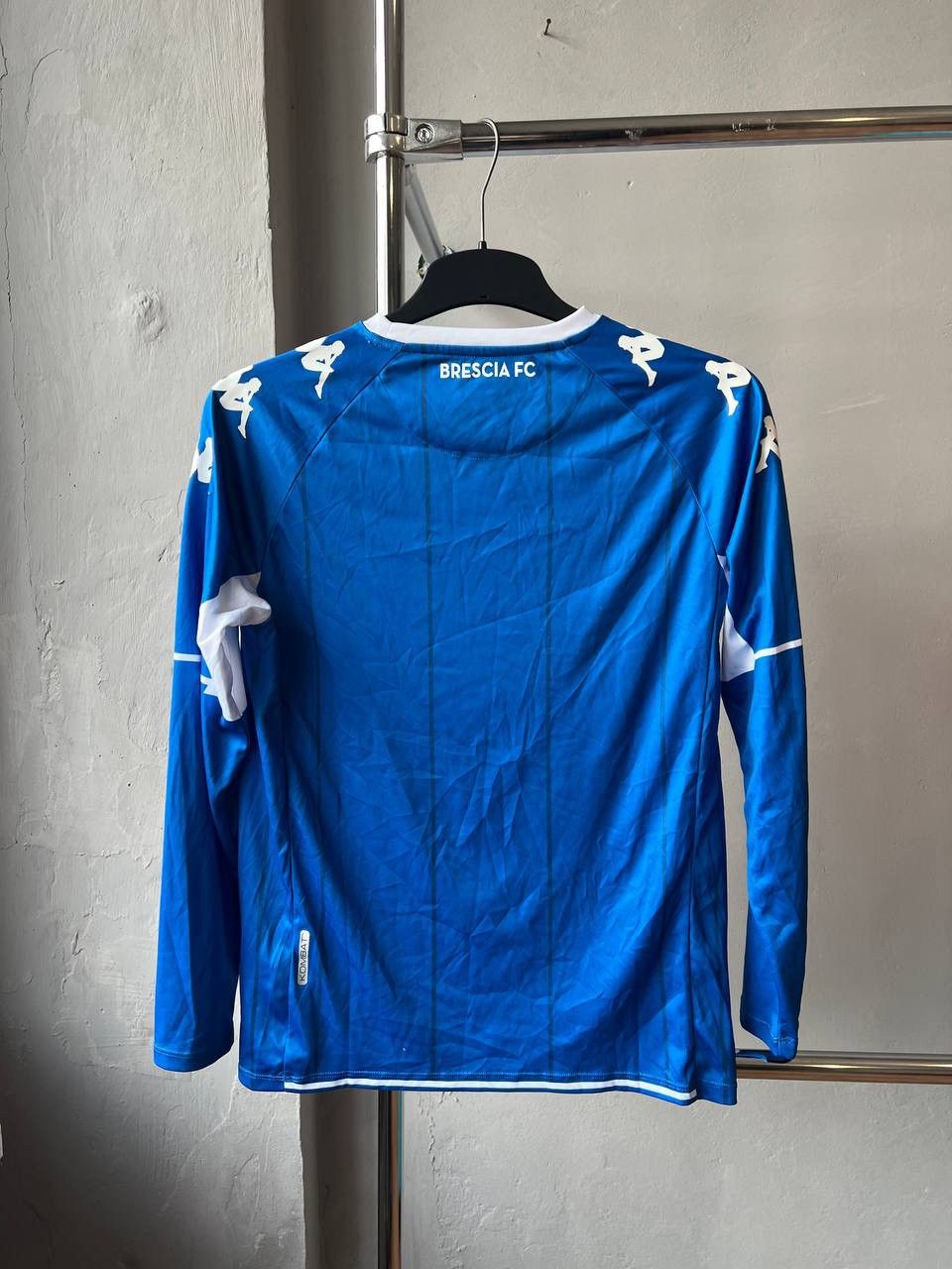 Kappa 2021/22 BRESCIA FC HOME SOCCER JERSEY FOOTBALL SHIRT SIZE S Size US S / EU 44-46 / 1 - 11 Thumbnail