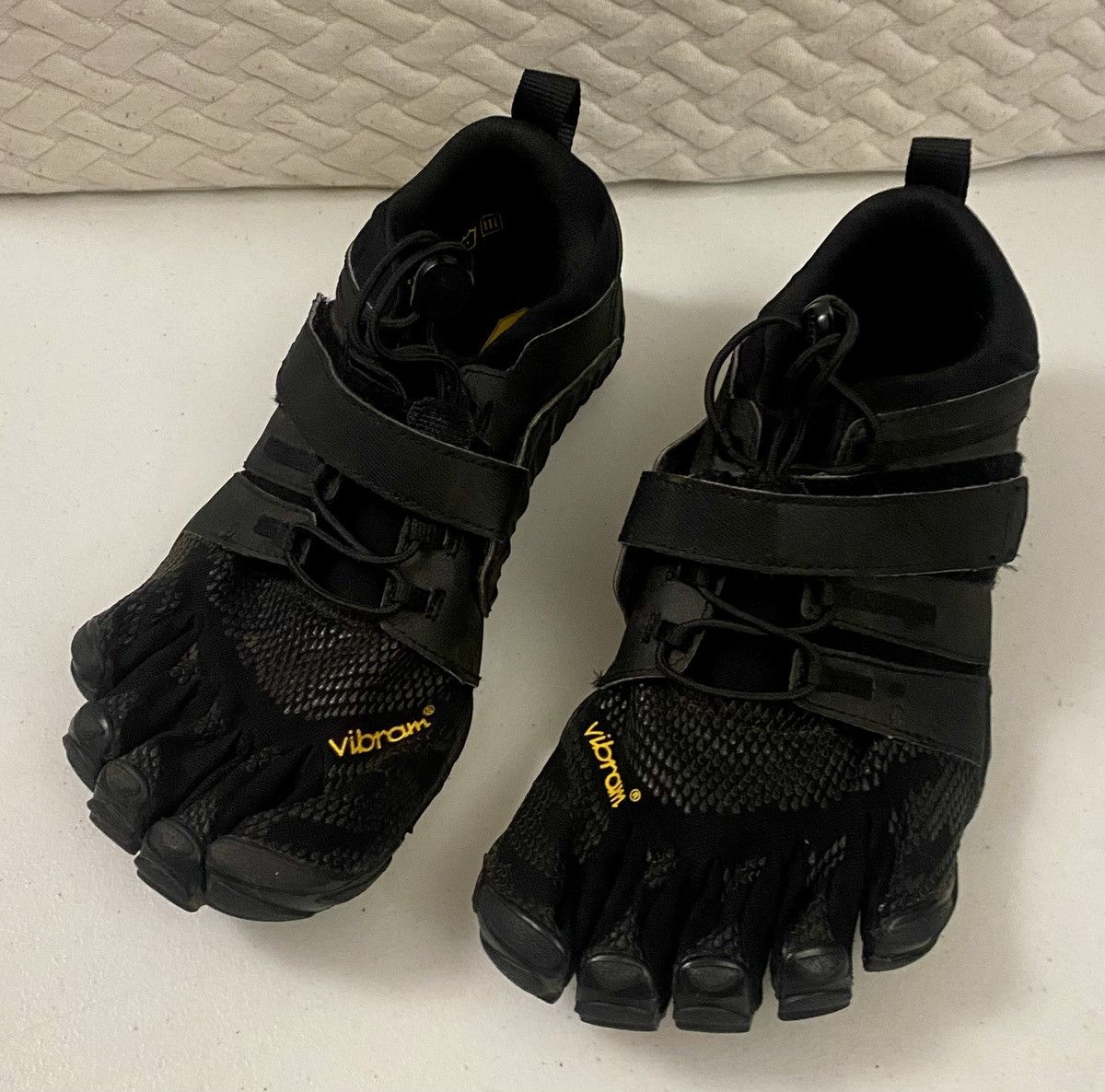 Vibram Vibram Fivefingers V-Train 2.0 Mens Shoes 20M7701 8-8.5 LNC Size US 8 / EU 41 - 1 Thumbnail