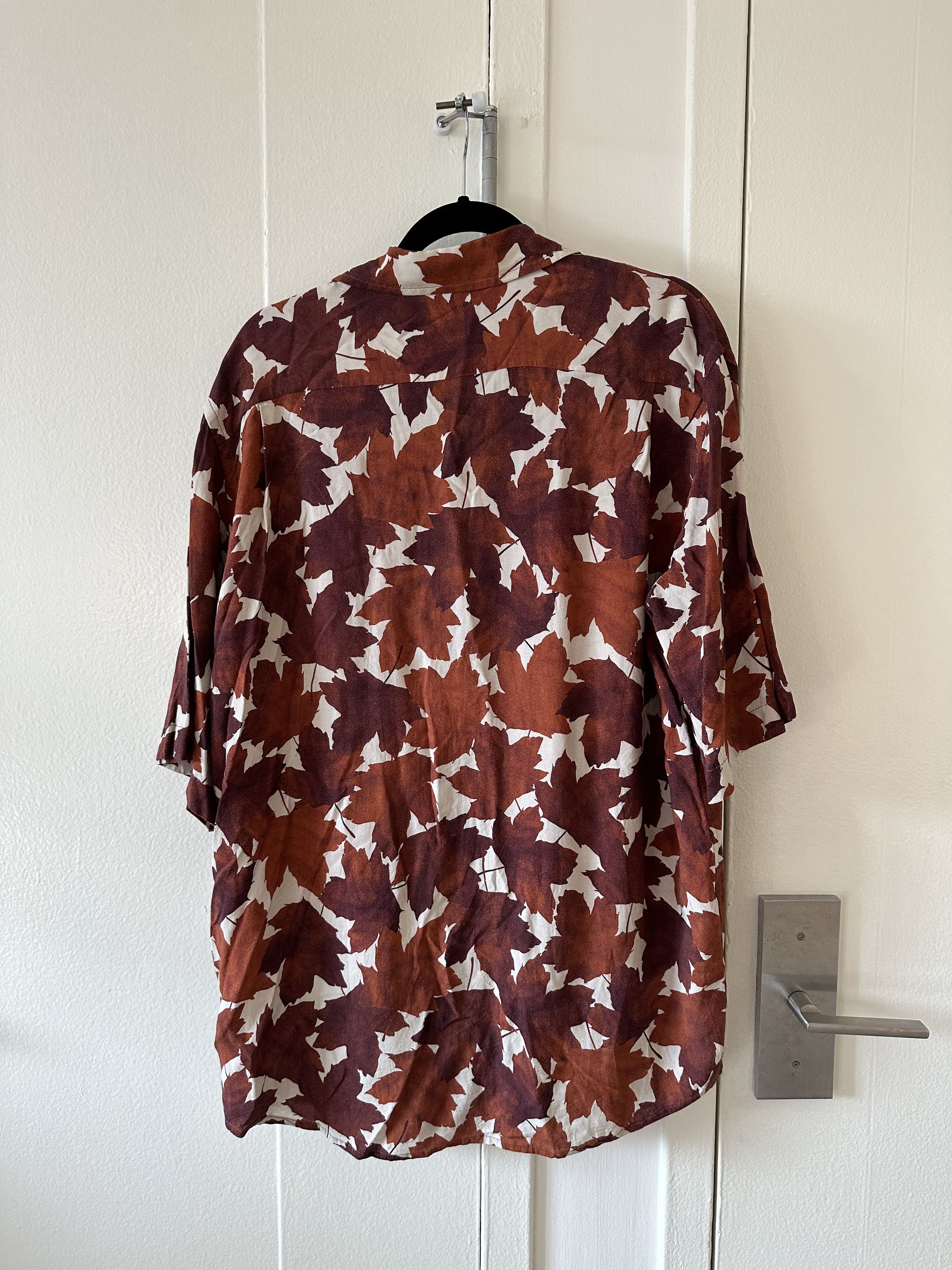 Acne Studios Acne Studios Leaves Camp Collar Button Up Shirt Size US L / EU 52-54 / 3 - 4 Thumbnail