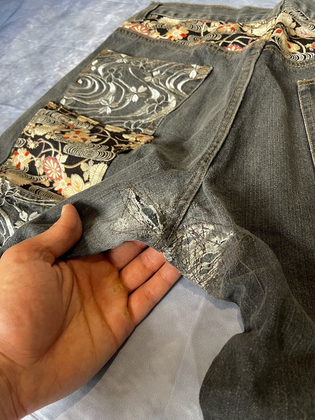 Japan Blue Japan Blue Y2K 2000s Jeans – Yellow Koi Fish Embroidery Size US 34 / EU 50 - 9 Thumbnail