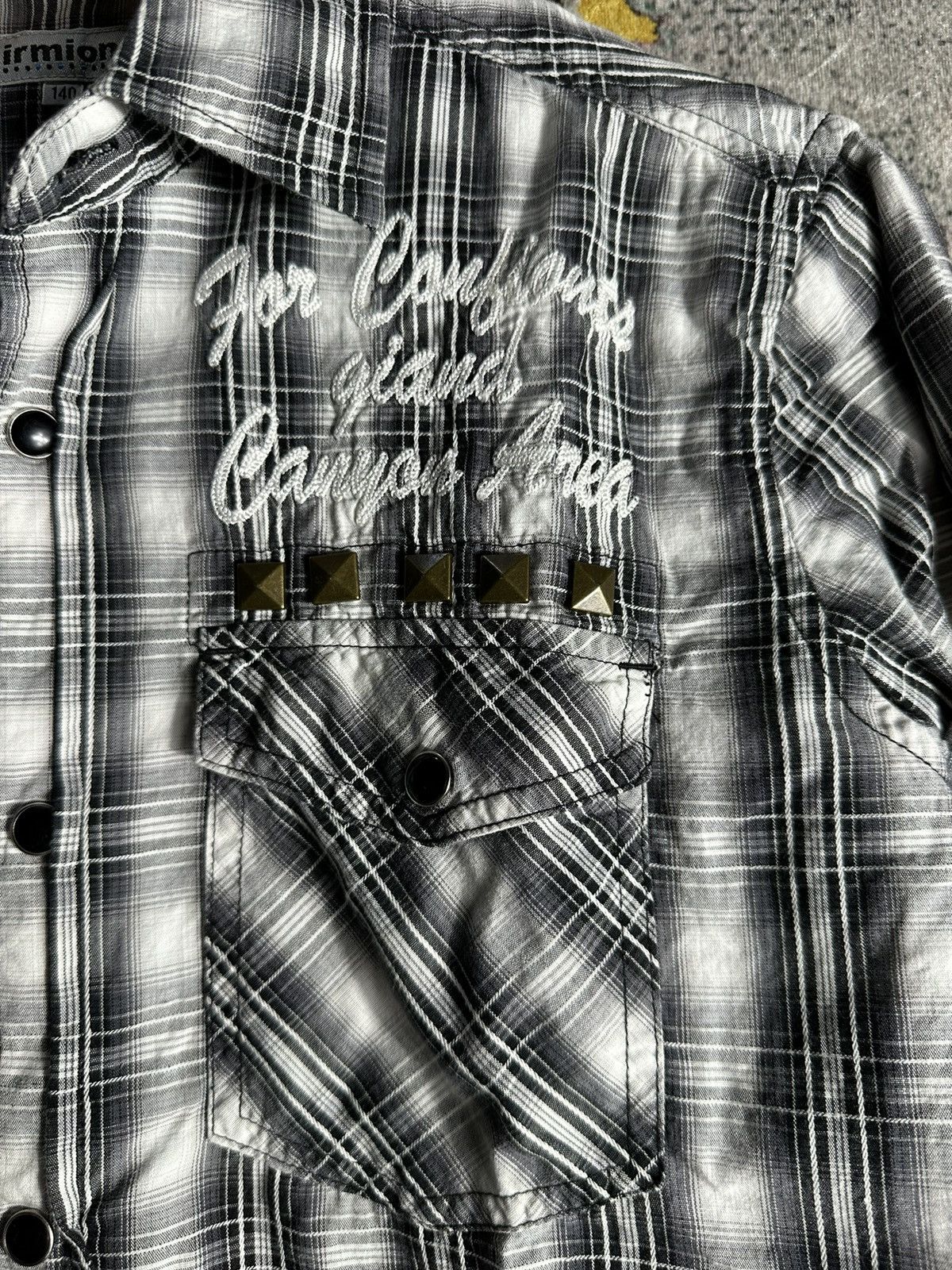 Japanese Brand STUDDED POEM SIRMIONE JUNYA WATANABE CDG STYLE SHIRT BUTTON Size US S / EU 44-46 / 1 - 3 Thumbnail