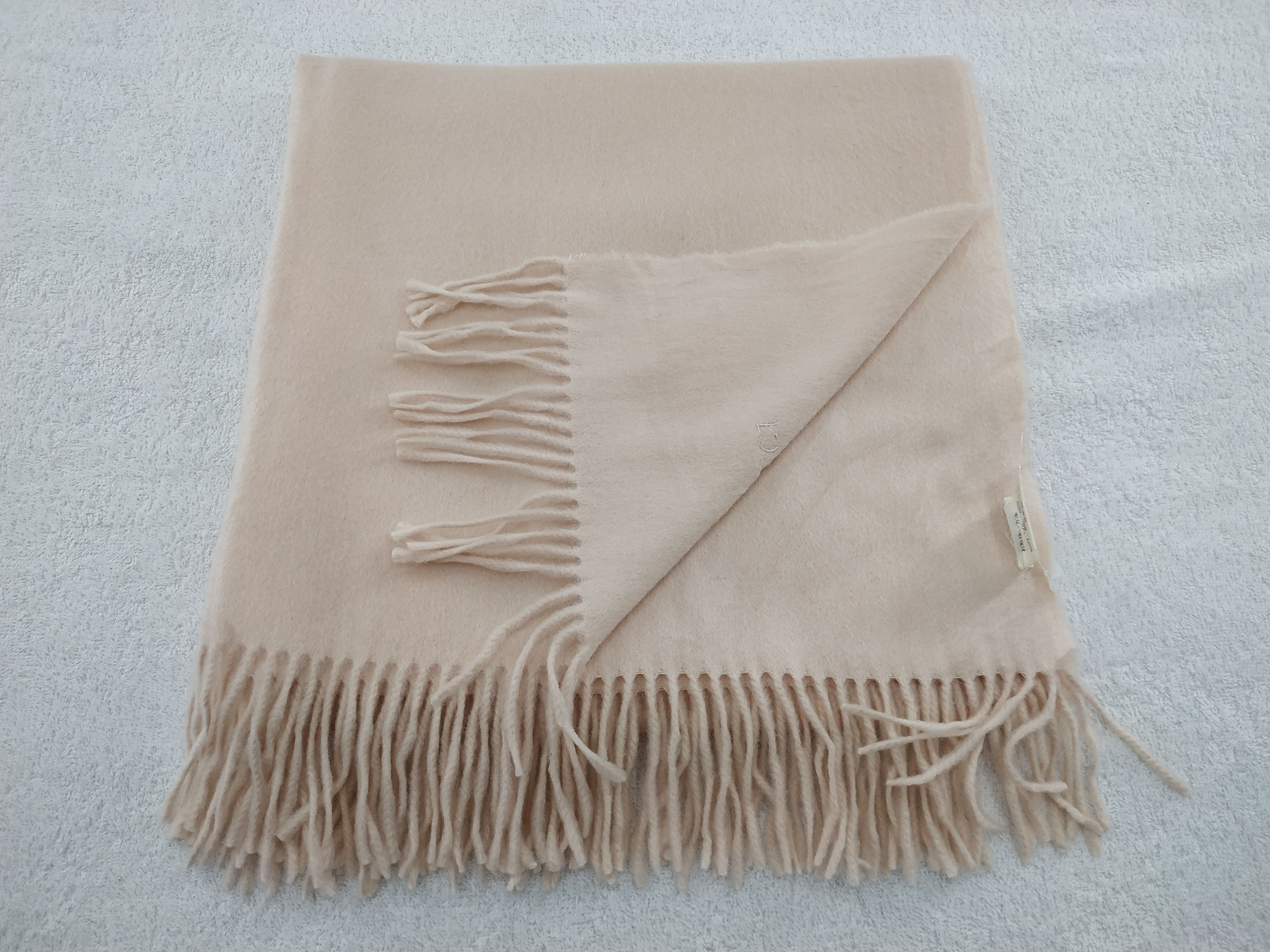Nina Ricci Vintage Nina Ricci Scarf/Muffler/Neckwear MF194 Size ONE SIZE - 5 Thumbnail