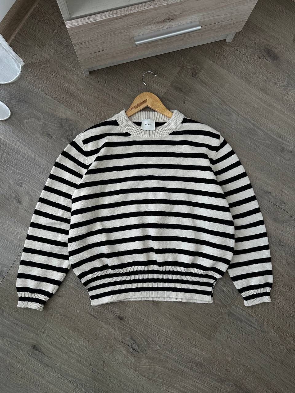 Japanese Brand × Vintage Vintage Alysi Striped Knit White Sweater Size US S / EU 44-46 / 1 - 3 Thumbnail