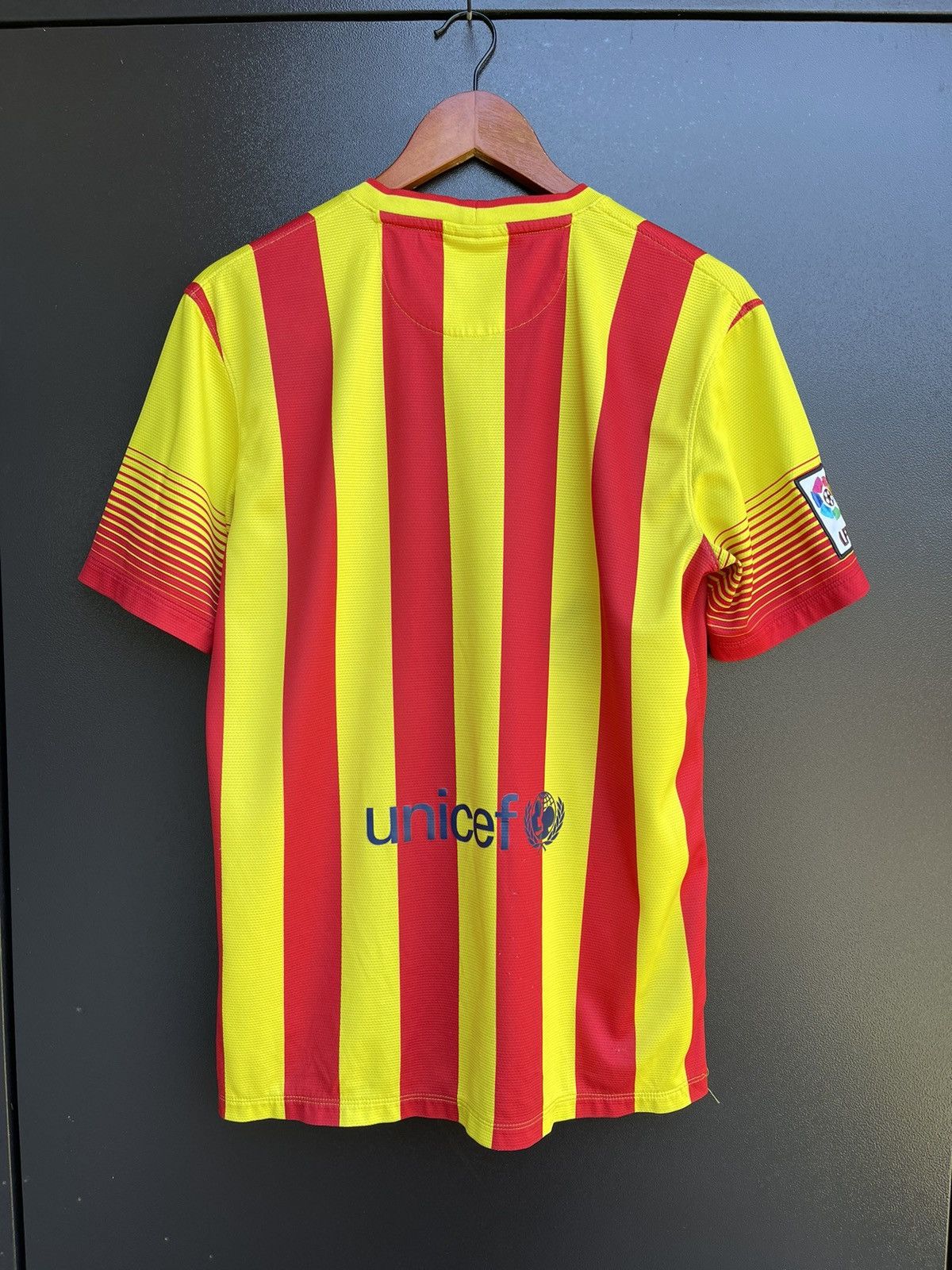 Other Barcelona 2012 2013 Away Football Shirt Soccer Jersey Nike Size US M / EU 48-50 / 2 - 13 Thumbnail