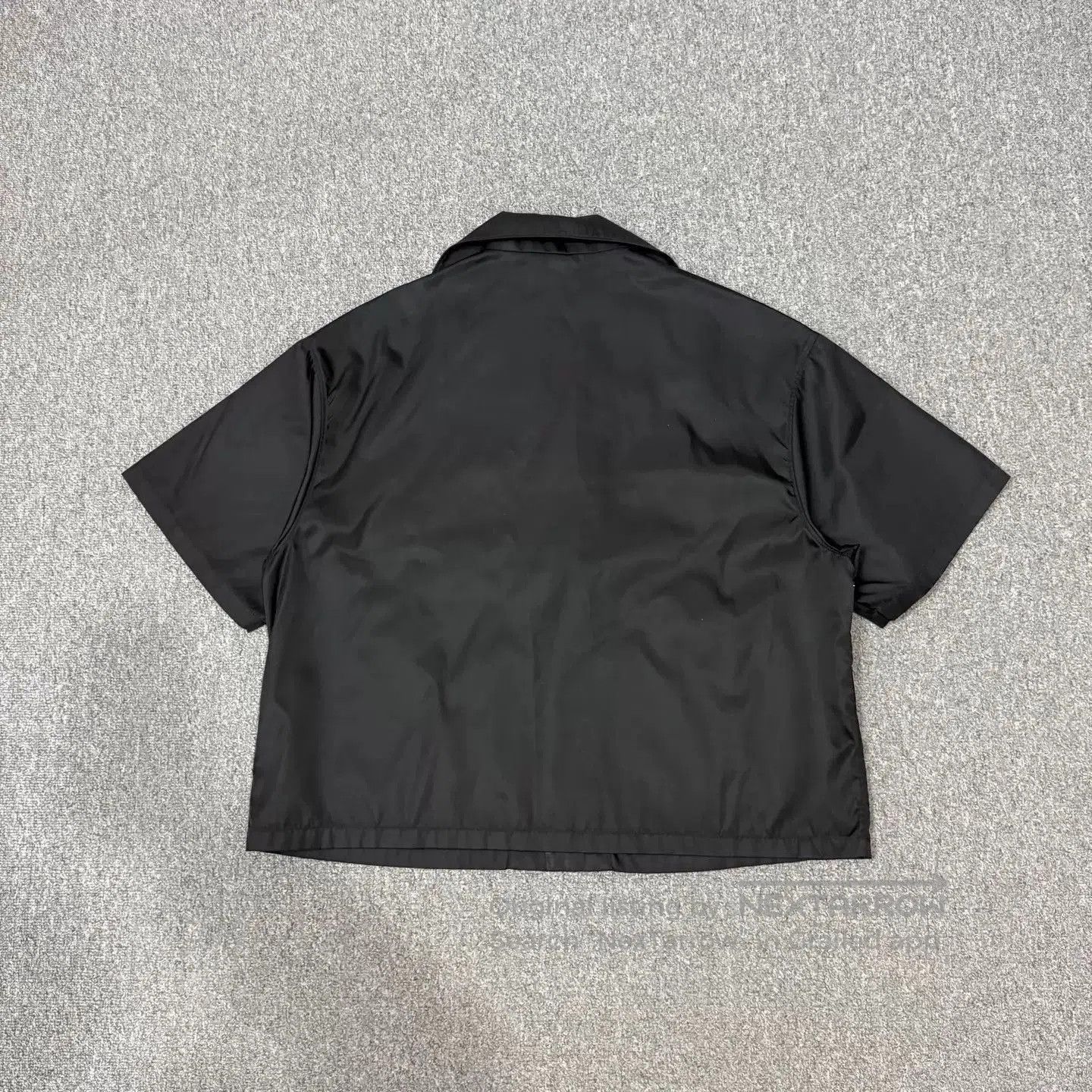 Prada Black Short-Sleeve Button-Up Shirt. Size US M / EU 48-50 / 2 - 2 Thumbnail