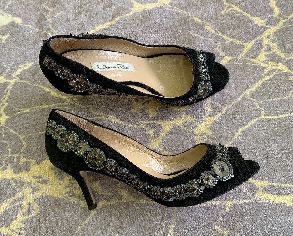 Oscar De La Renta Oscar de la Renta Suede Heels with Embellishments Women's Size US 7.5 / IT 37.5 - 1 Thumbnail