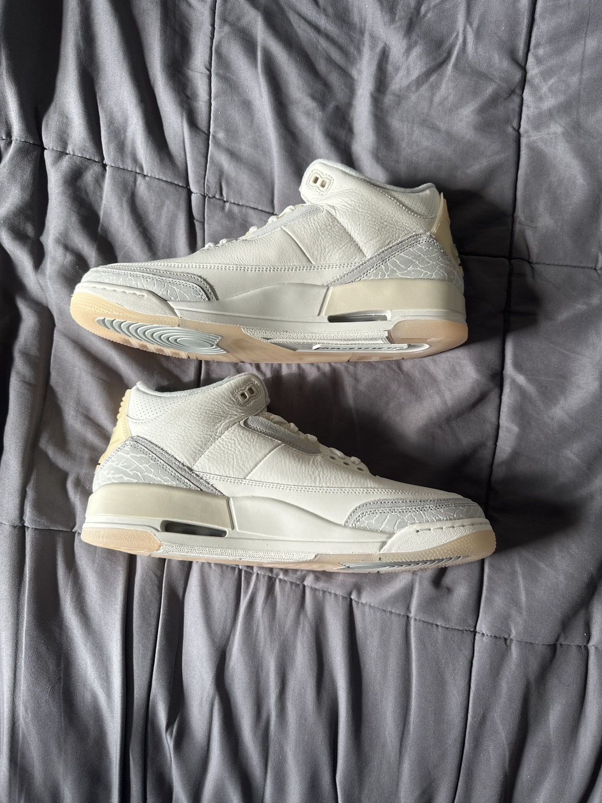 Jordan Brand Air Jordan 3 Retro Se Craft 'Ivory' Size US 11.5 / EU 44-45 - 2 Thumbnail