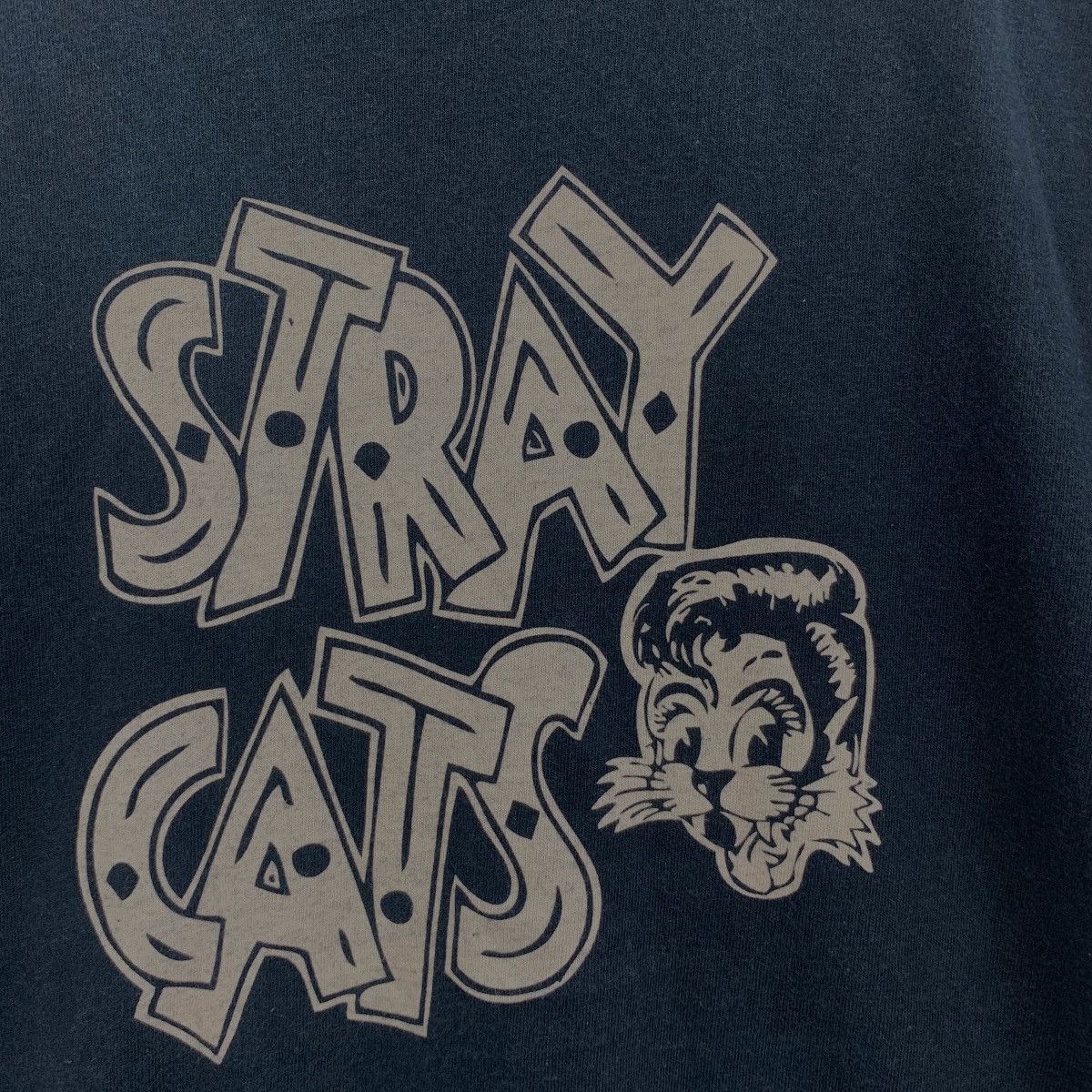 Fruit Of The Loom Vintage STRAY CATS BAND Rockabilly Euro Tour Tee Shirt Size S / US 4 / IT 40 - 3 Thumbnail